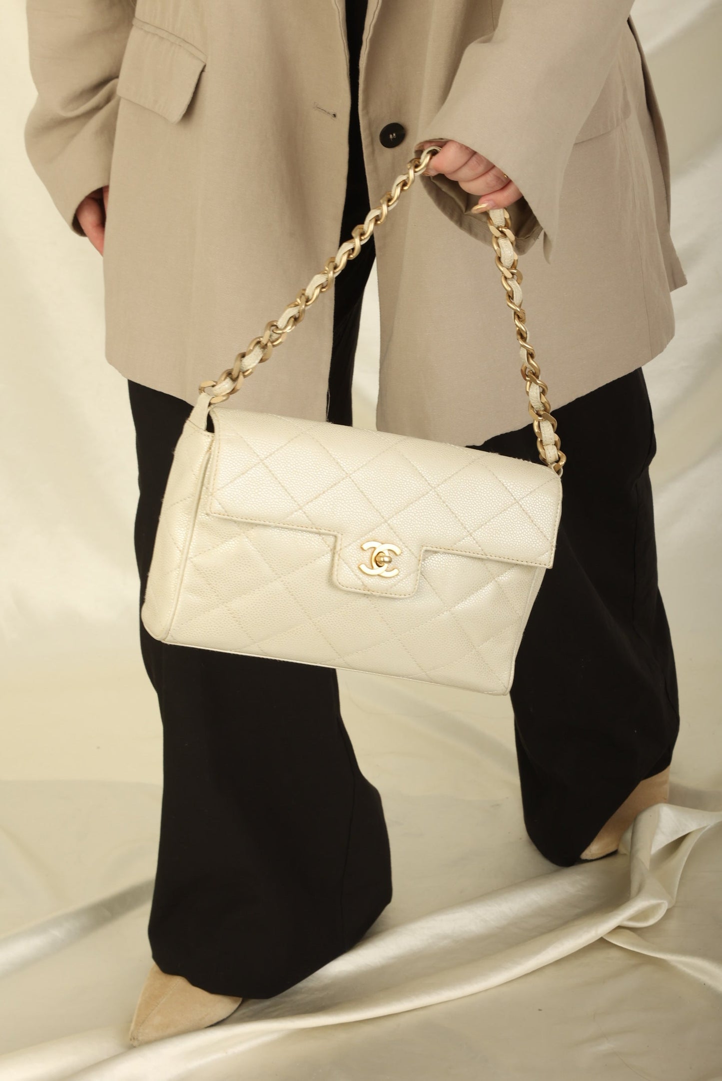 Chanel 2000 Caviar Iridescent Flap Bag
