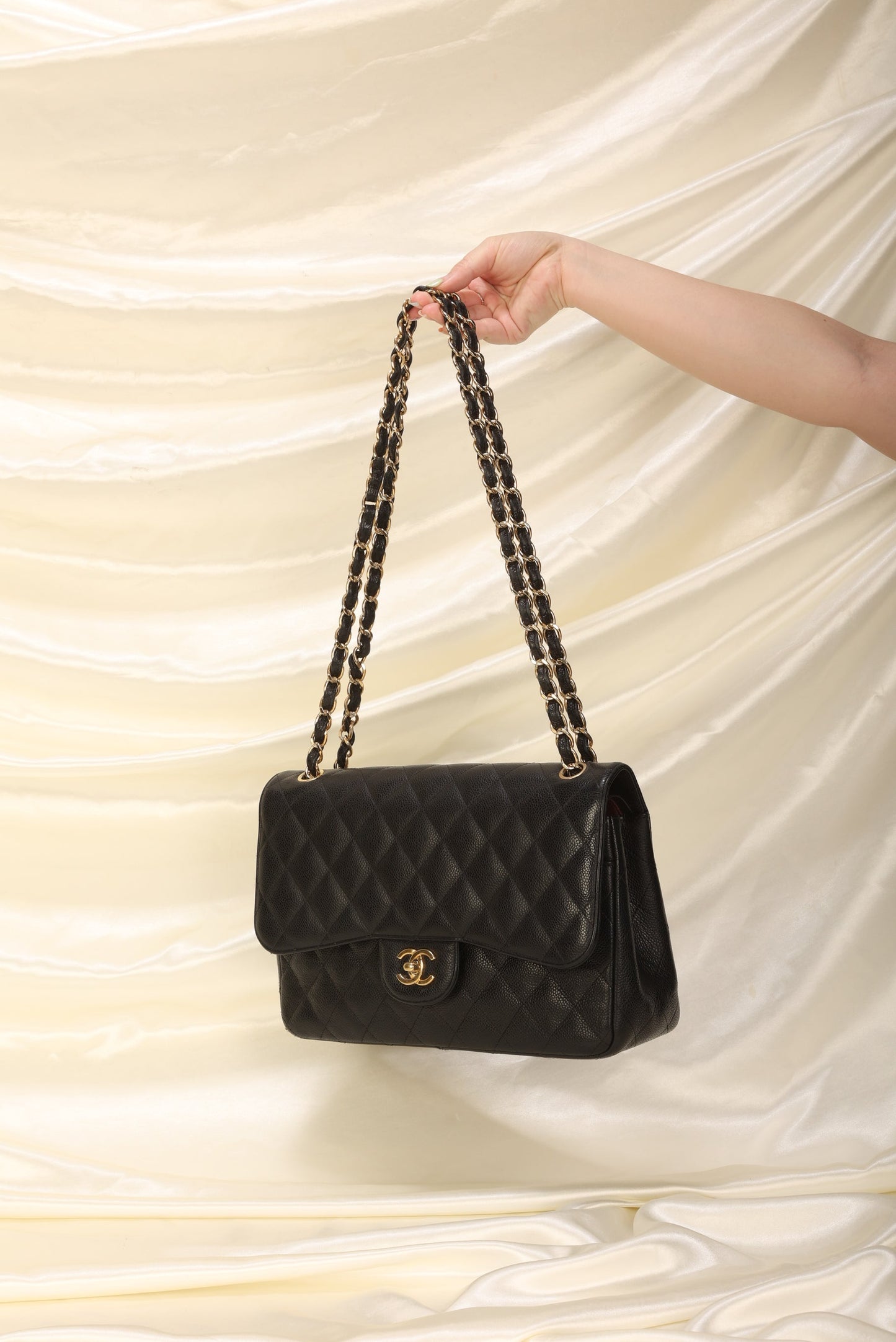 Chanel Caviar Jumbo Classic Flap