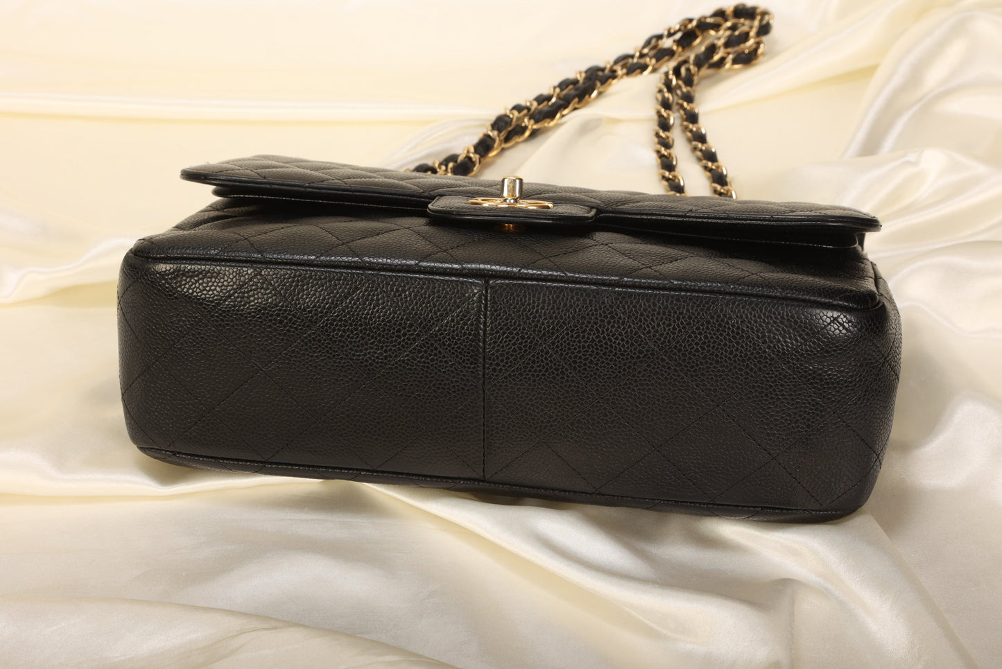 Chanel Caviar Jumbo Classic Flap