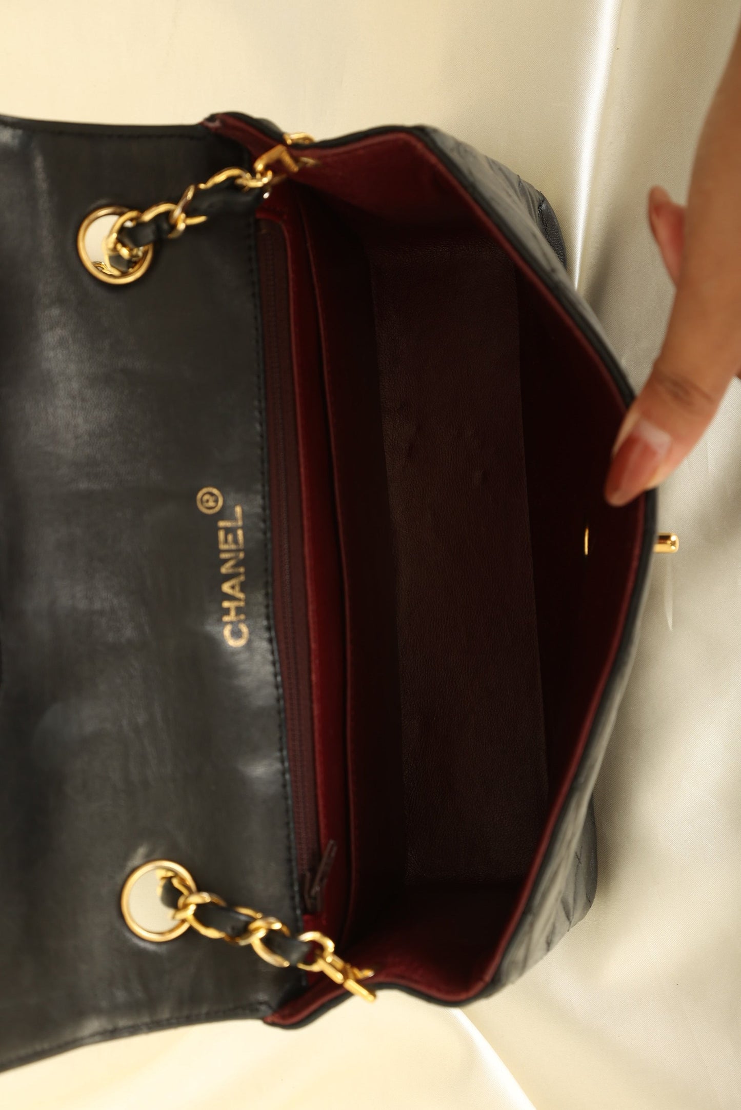 Chanel 1989 Lambskin Single Round Flap