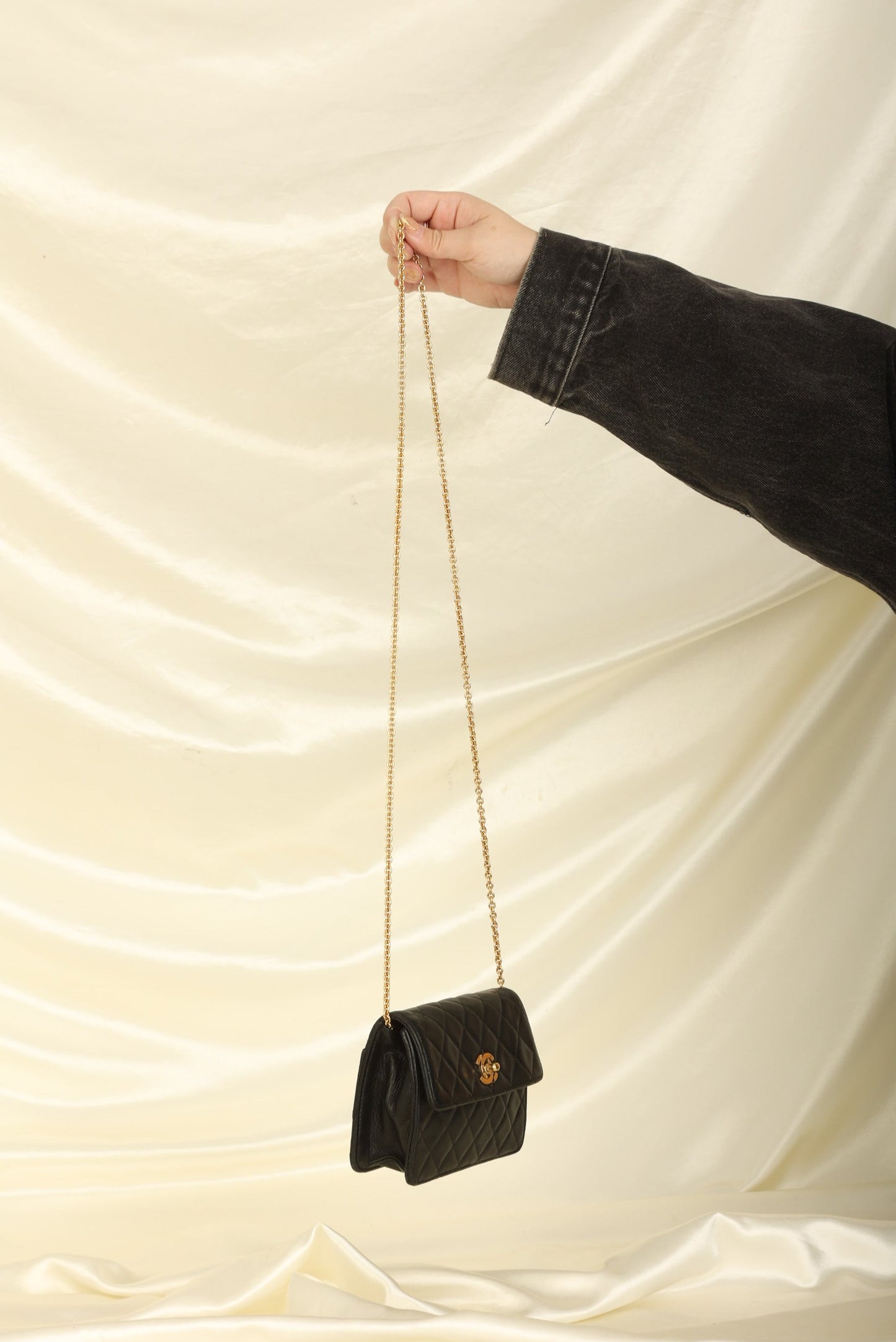 Extremely Rare Chanel 1991 Lambskin Mini Chain Flap