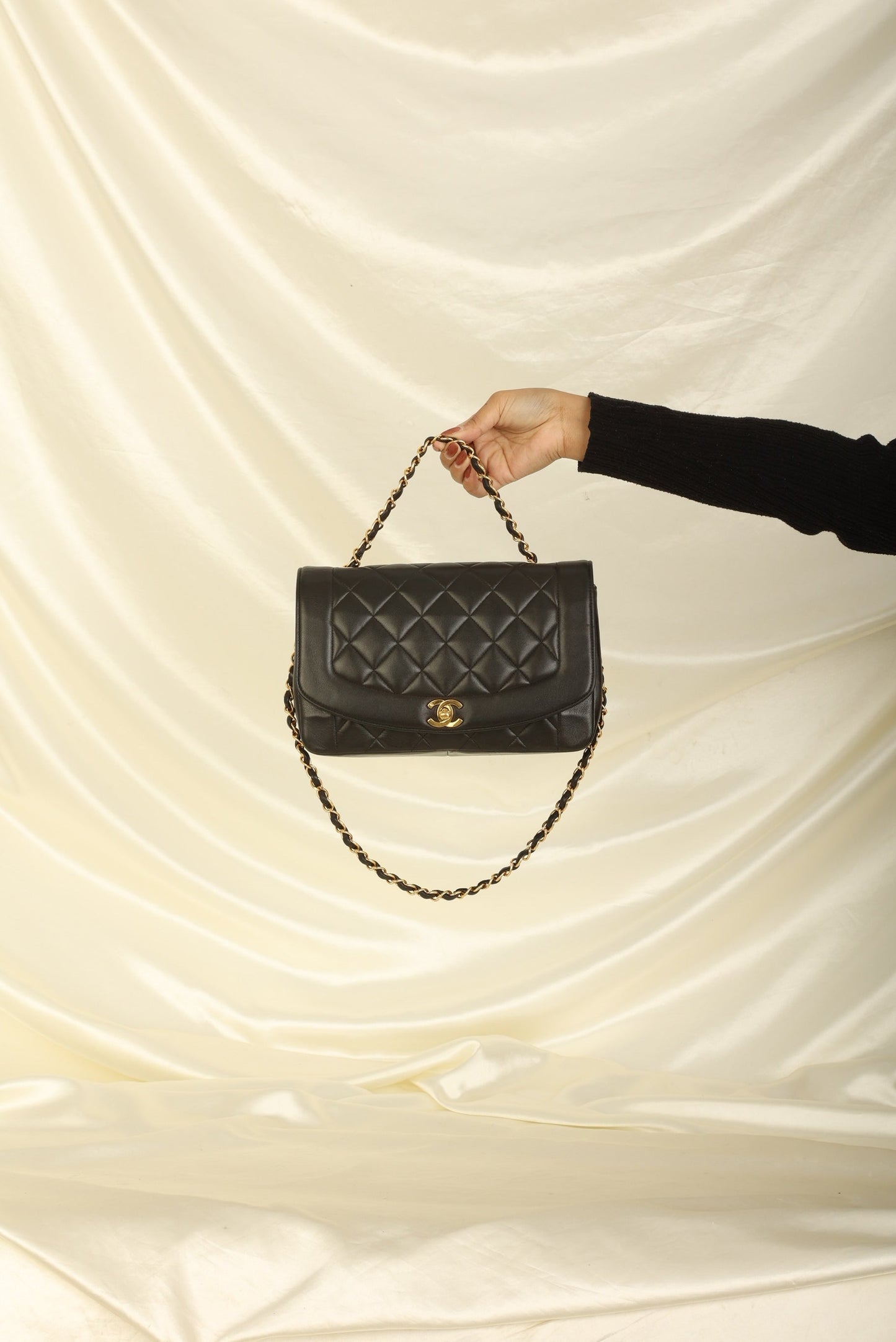 Chanel 1994 Lambskin Medium Diana