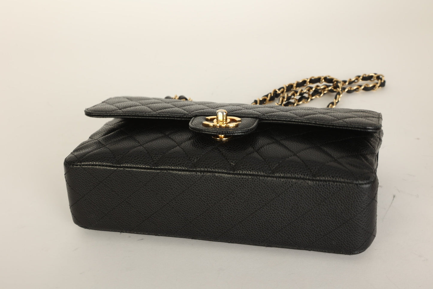 Chanel 2009 Caviar Medium Double Flap