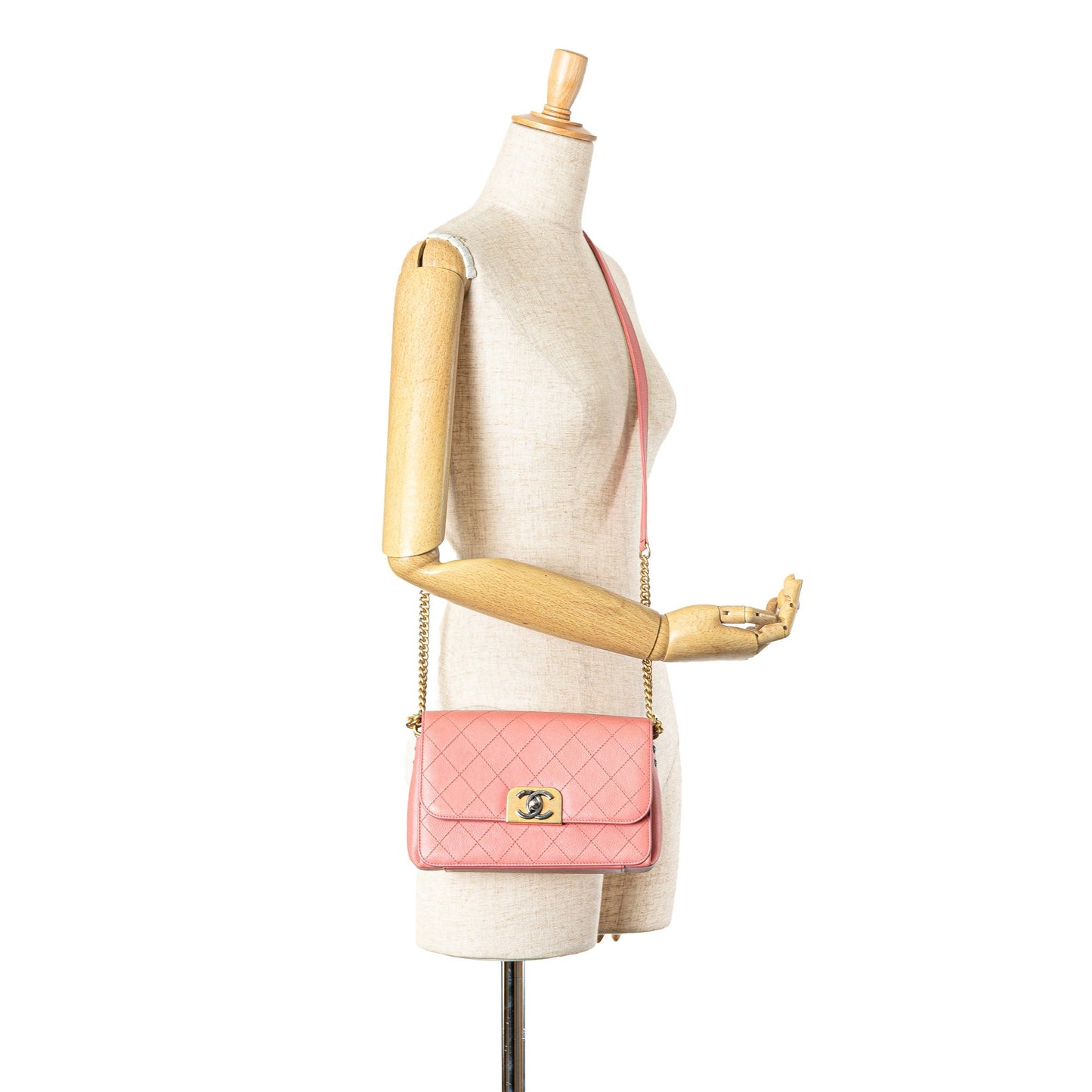 Chanel Sac Quilted Calfskin Straight Lined Flap