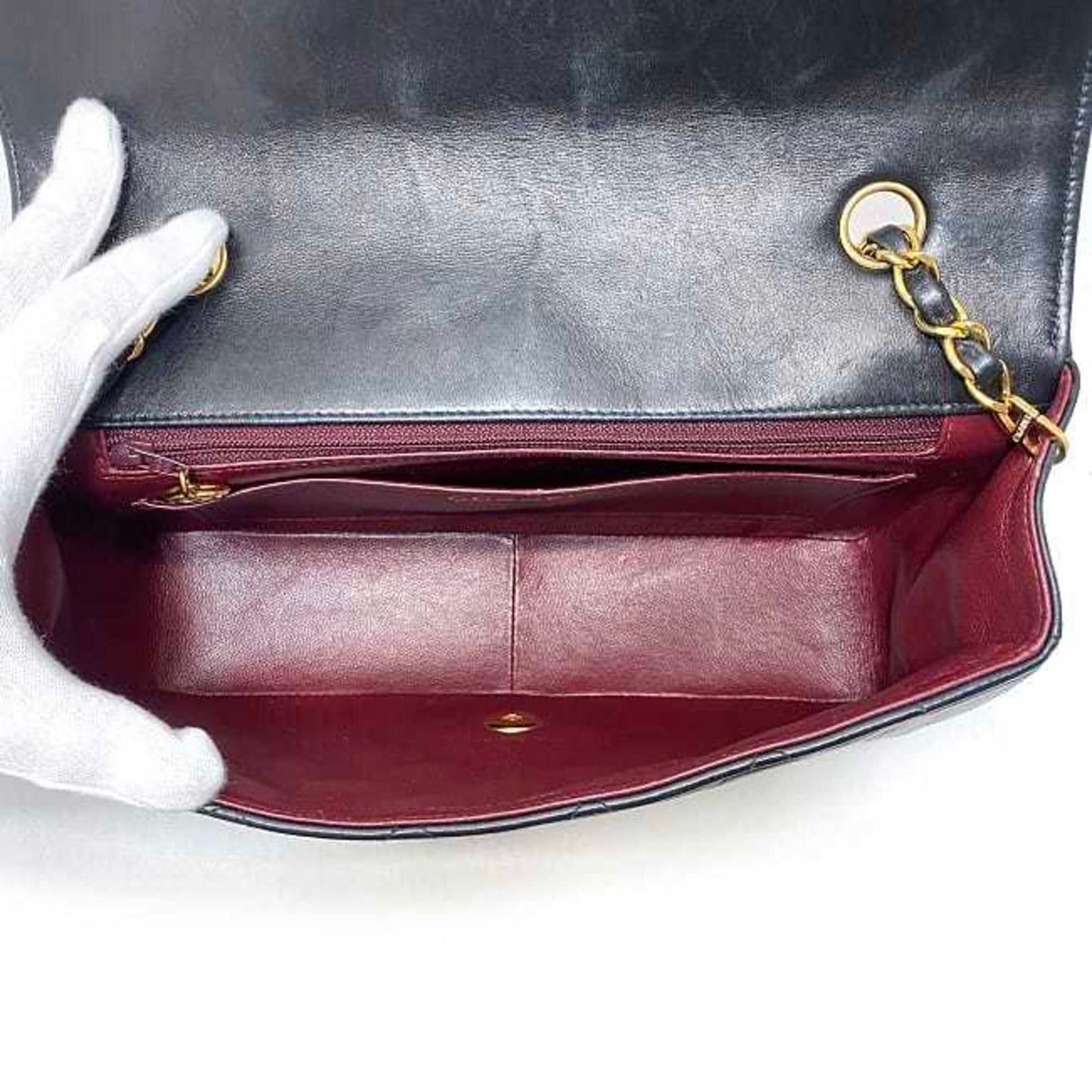 Chanel Sac Diana en cuir noir