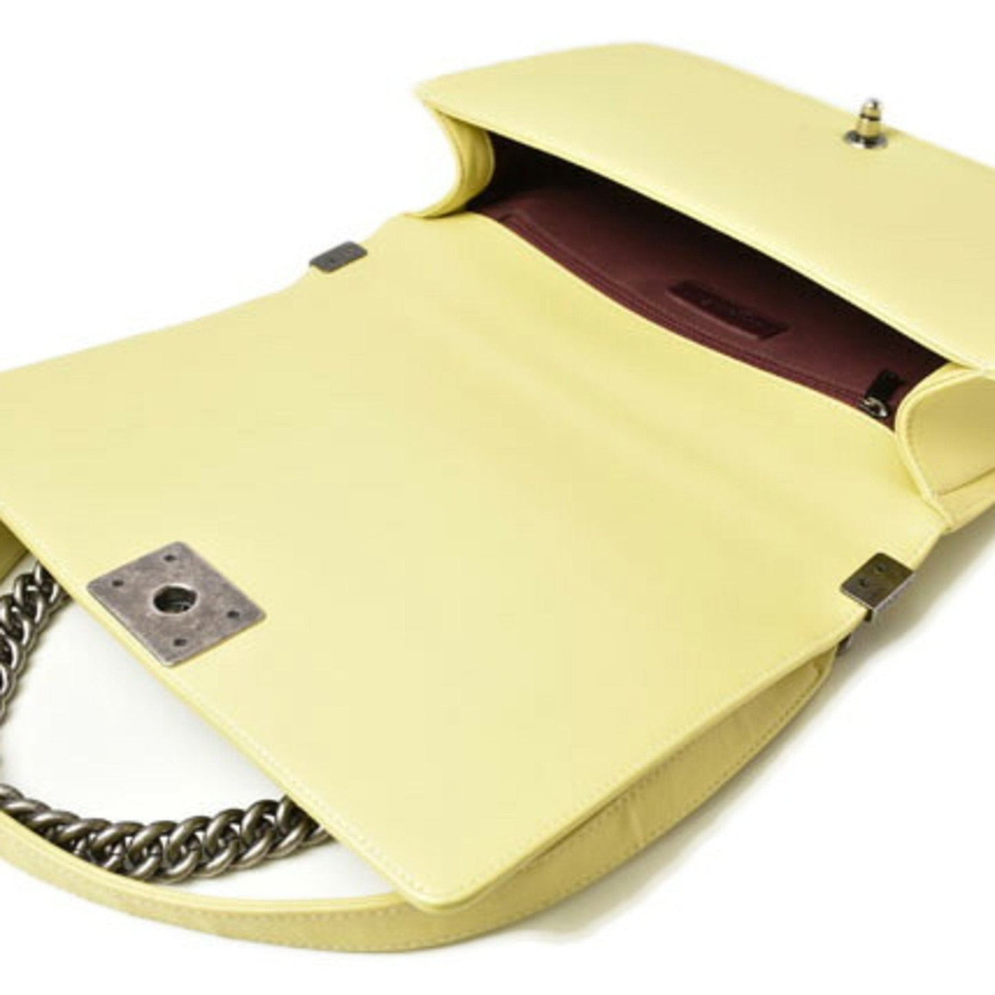 Chanel Sac Boy en cuir jaune
