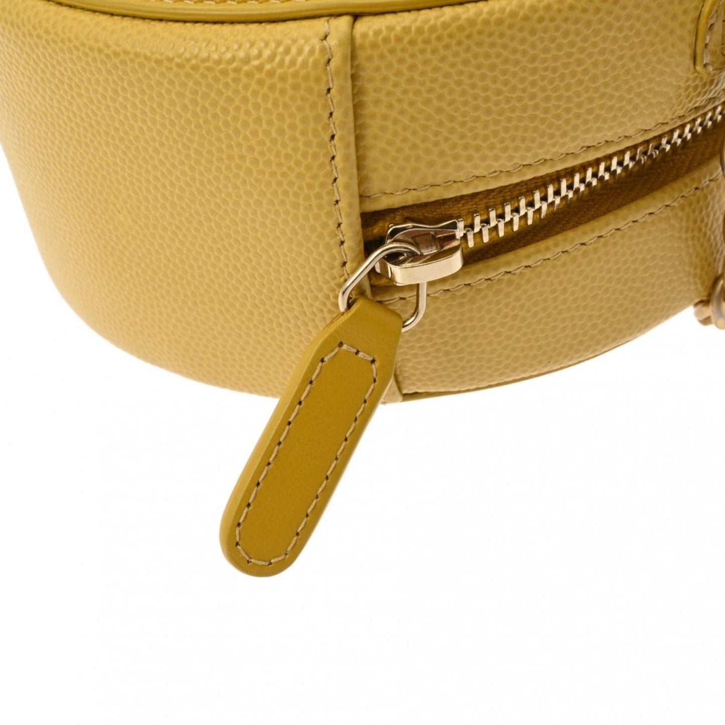 Chanel Sac Filigree en cuir caviar jaune
