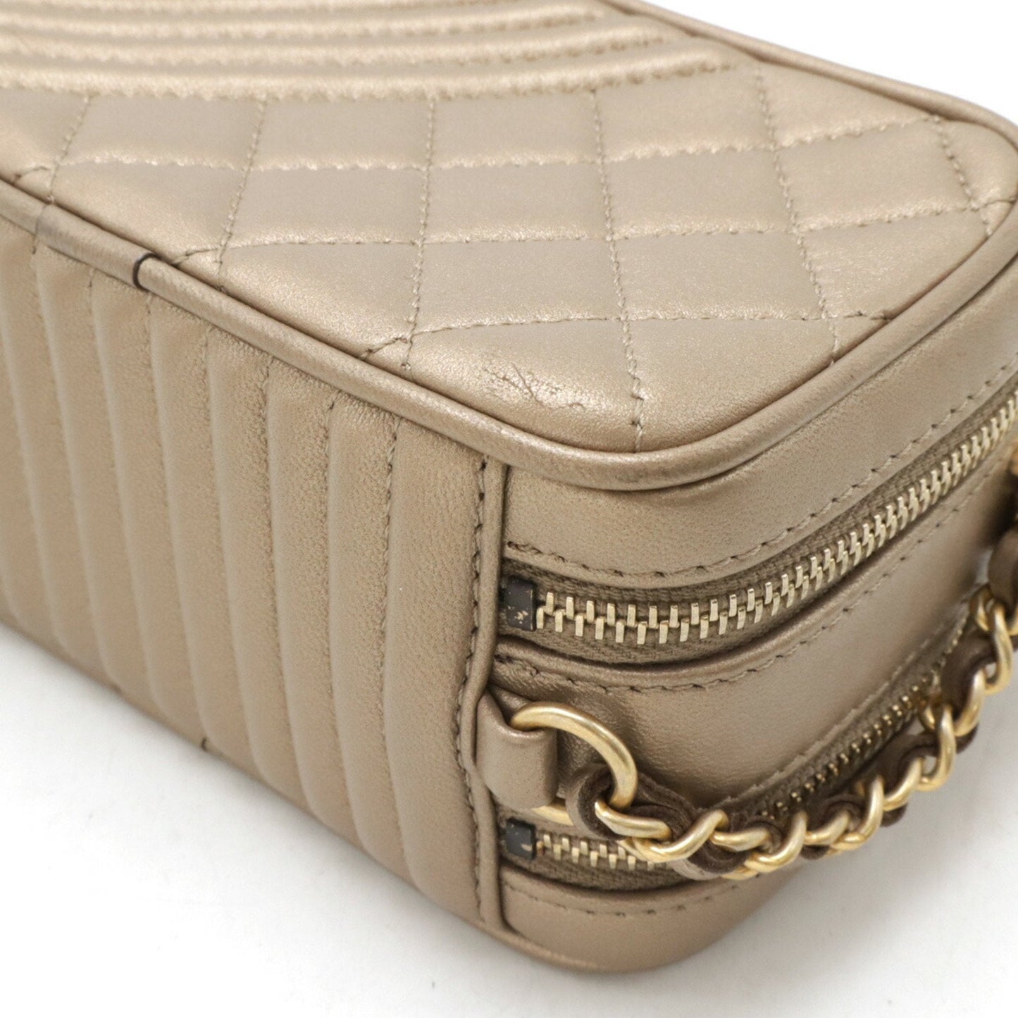 Chanel Sac Camera en cuir dor