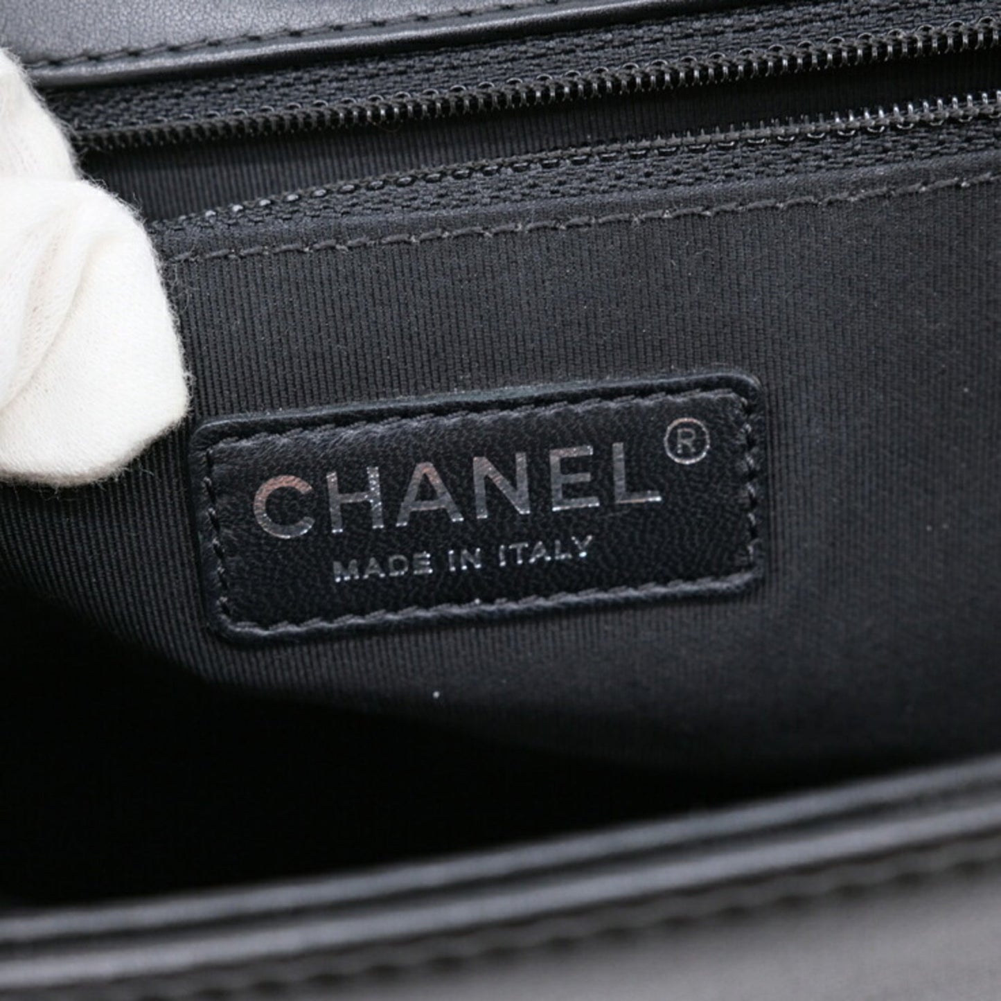 Chanel Sac Boy en cuir noir