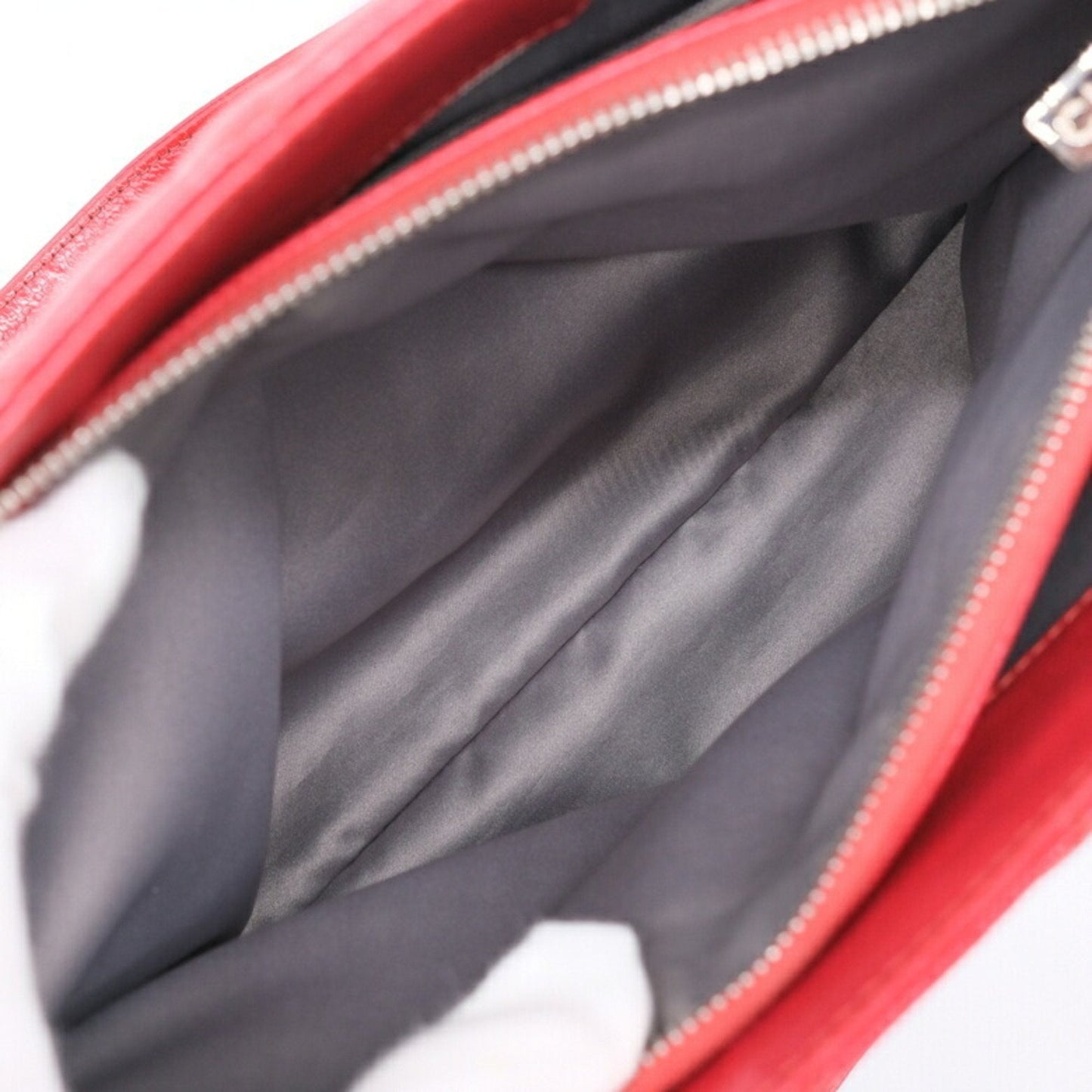 Chanel Sac GST en cuir caviar rouge