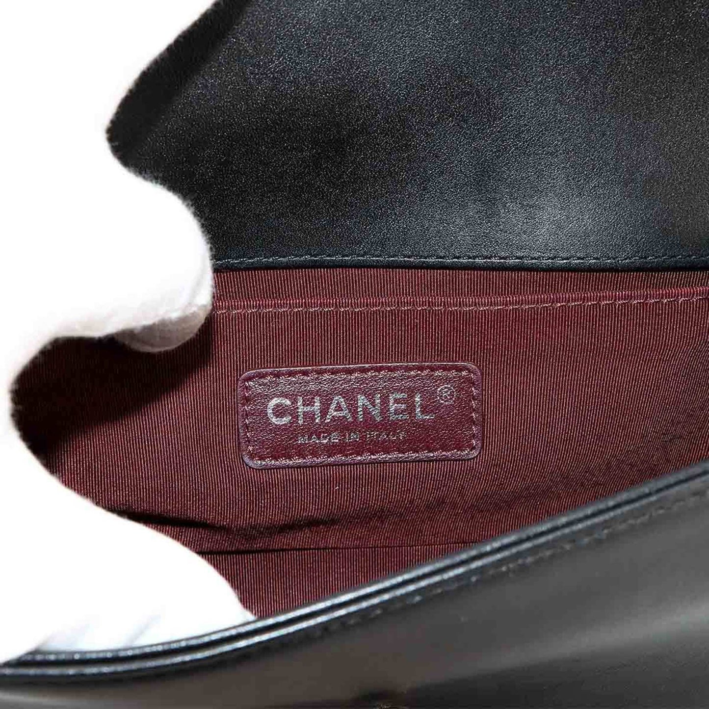 Chanel Sac Boy en cuir noir