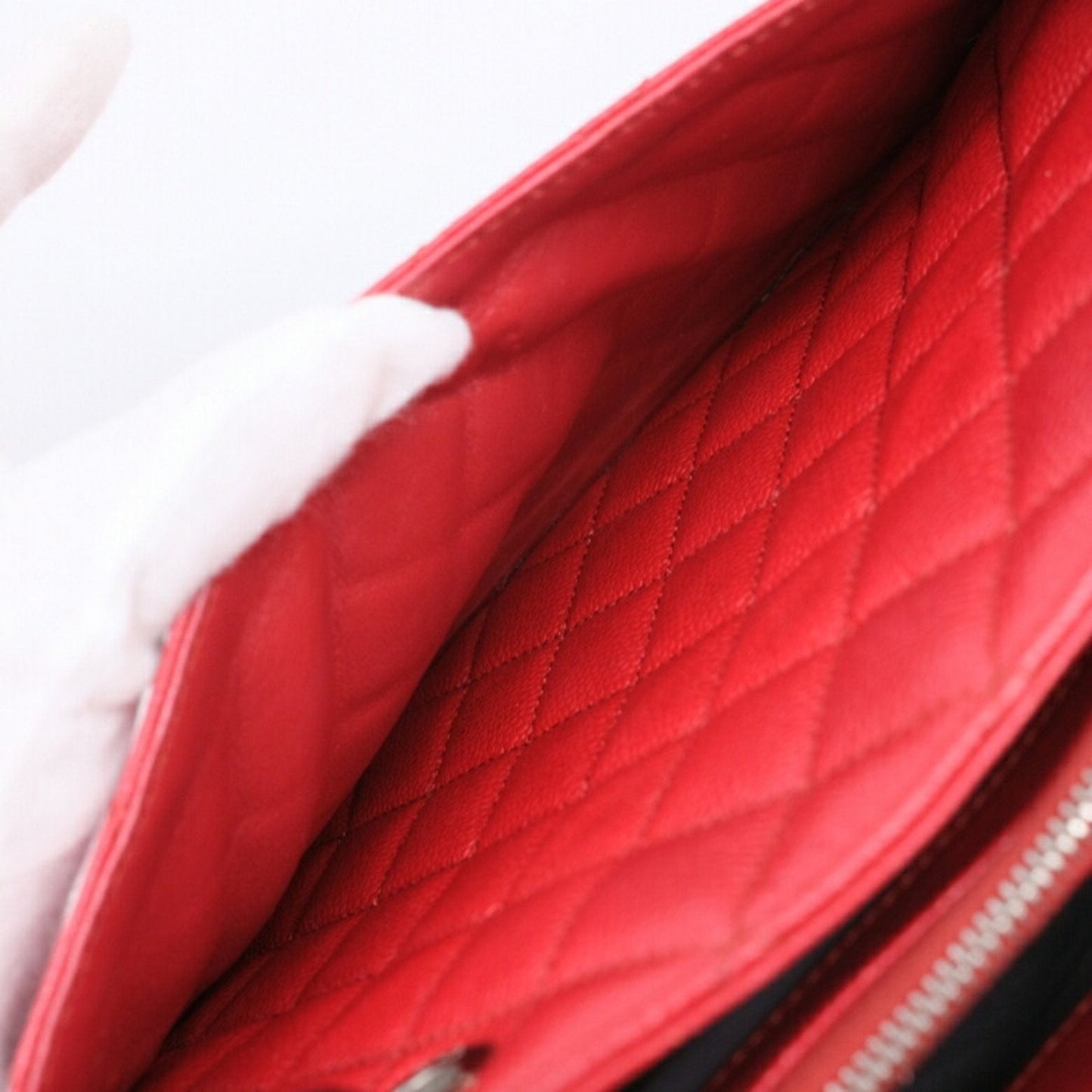 Chanel Sac GST en cuir caviar rouge
