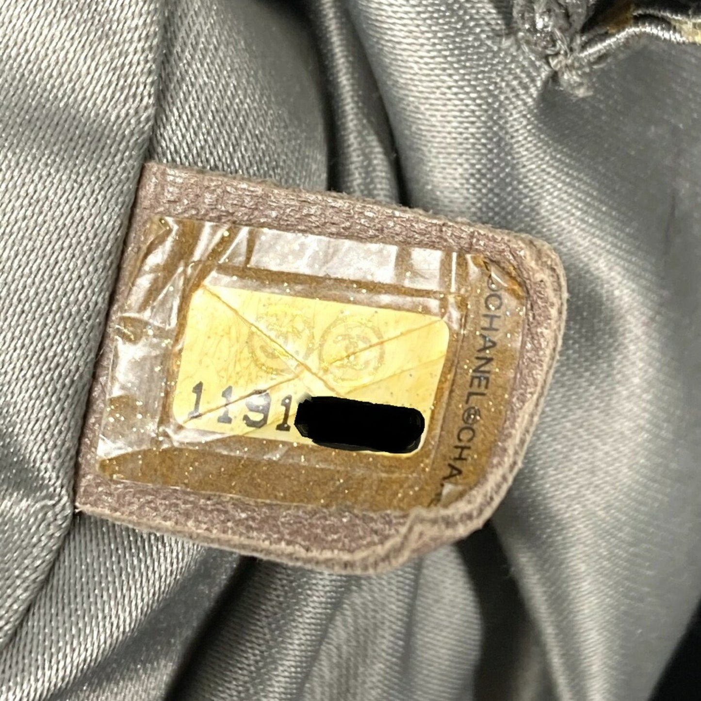 Chanel Sac Cabas en satin noir