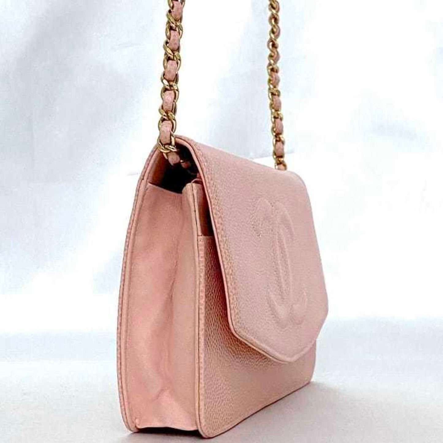 Chanel Sac Flap en cuir caviar rose