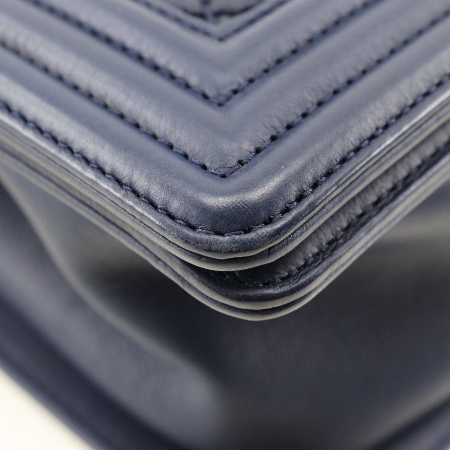 Chanel Sac Boy en cuir bleu