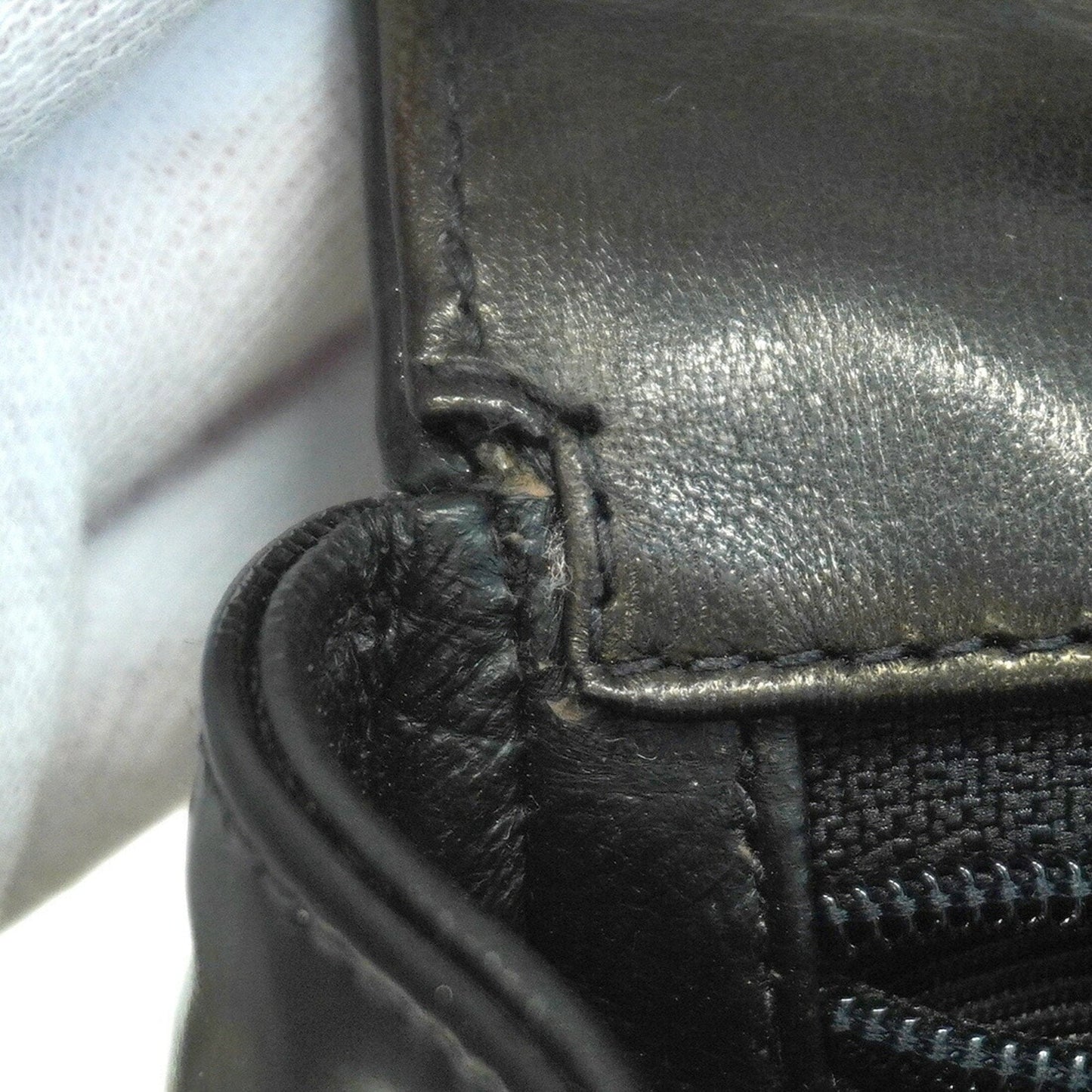 Chanel Sac Mademoiselle en cuir verni noir