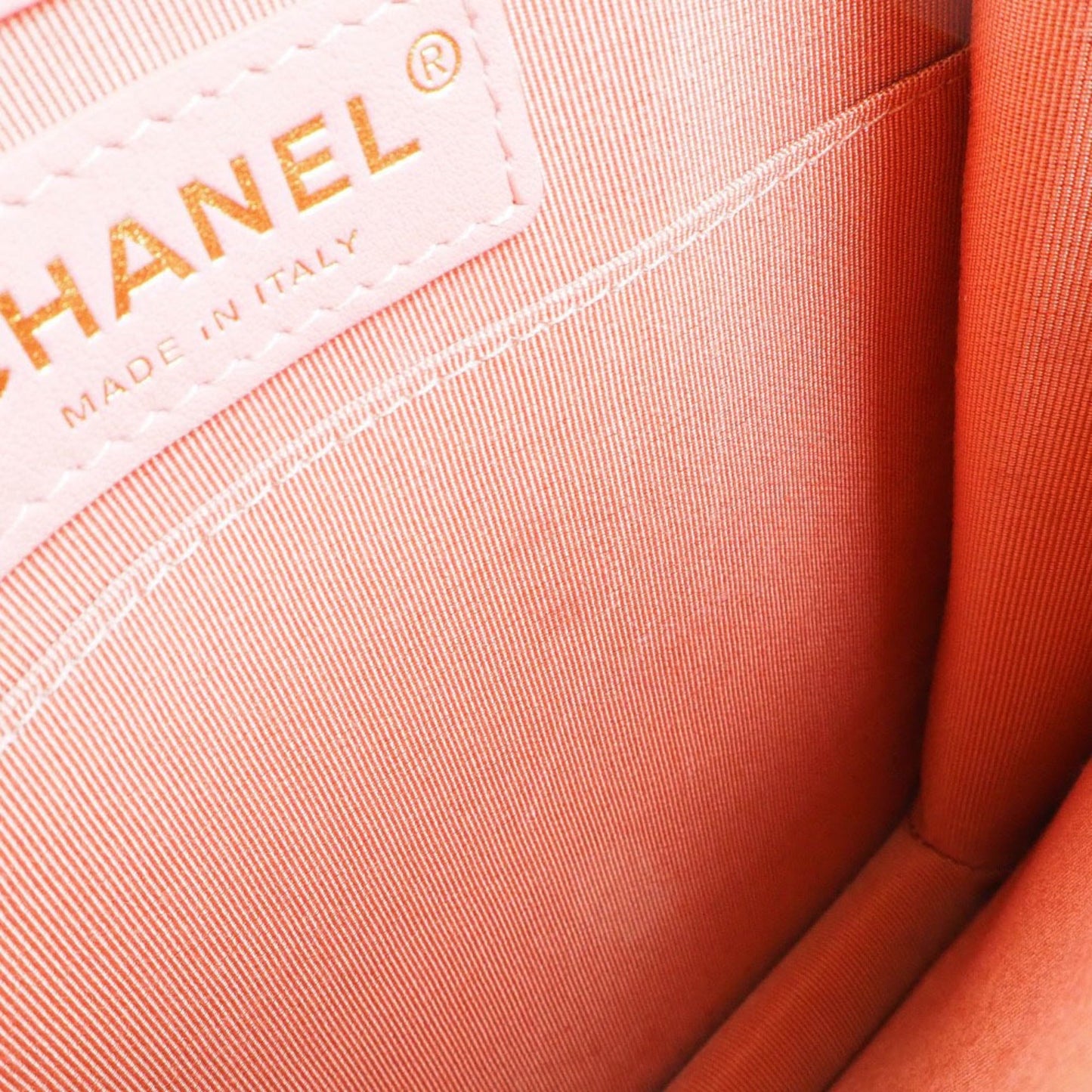 Chanel Sac Boy en tweed rose