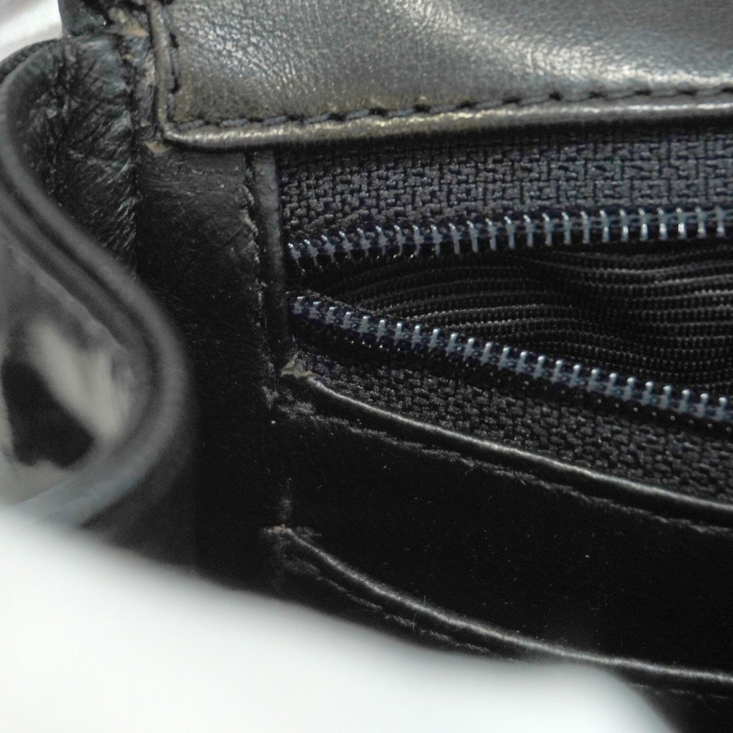 Chanel Sac Mademoiselle en cuir verni noir