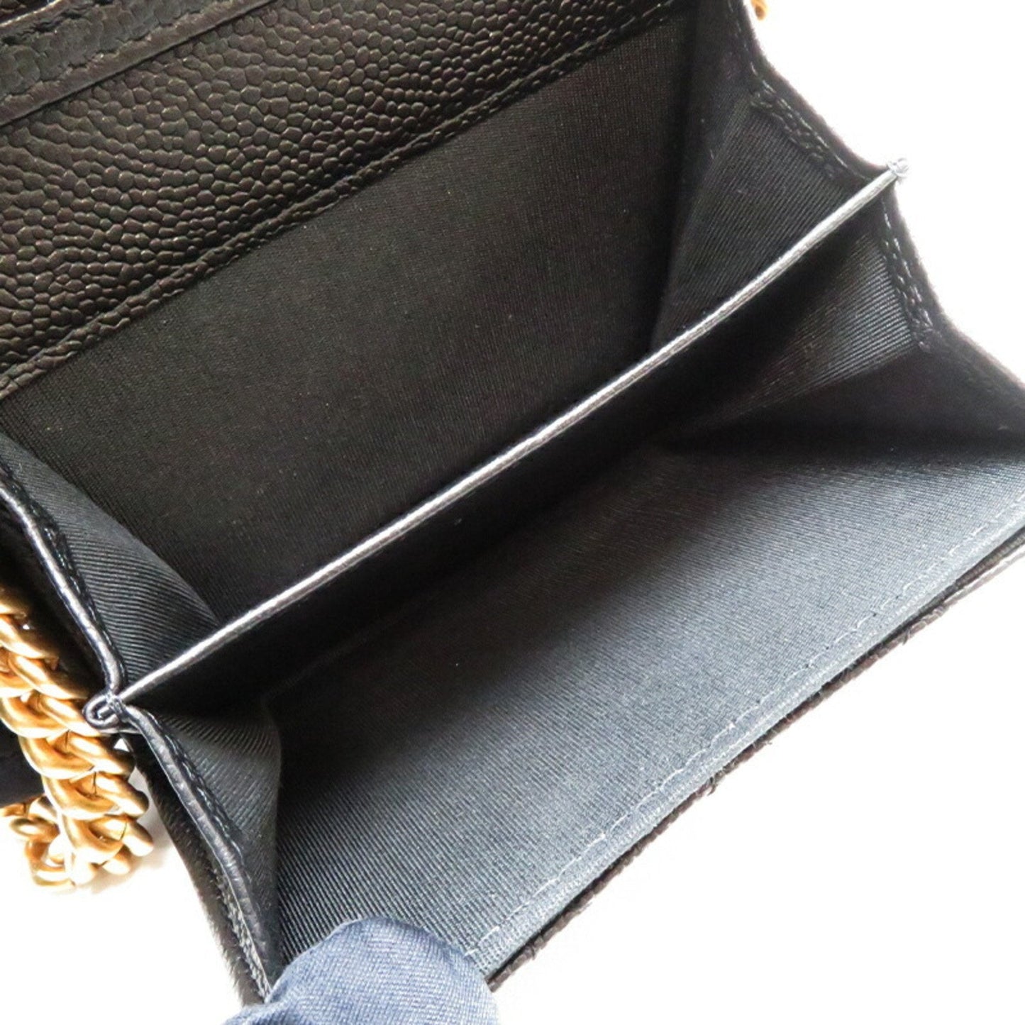 Chanel Sac Boy en cuir caviar noir