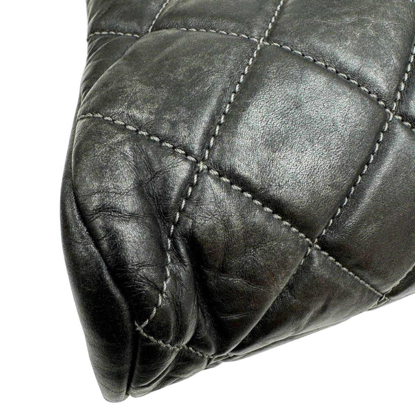 Chanel Sac Mademoiselle en cuir gris