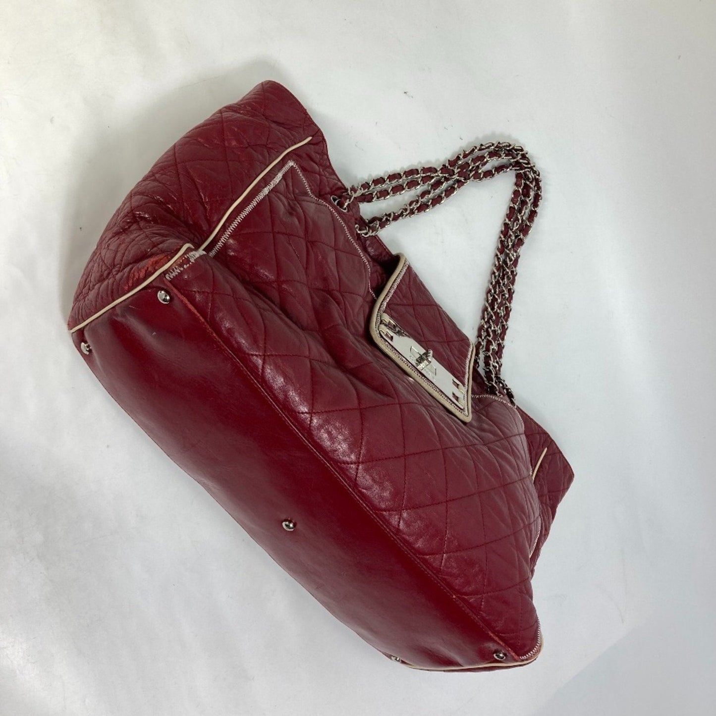 Chanel Sac Chain Tote en cuir rouge
