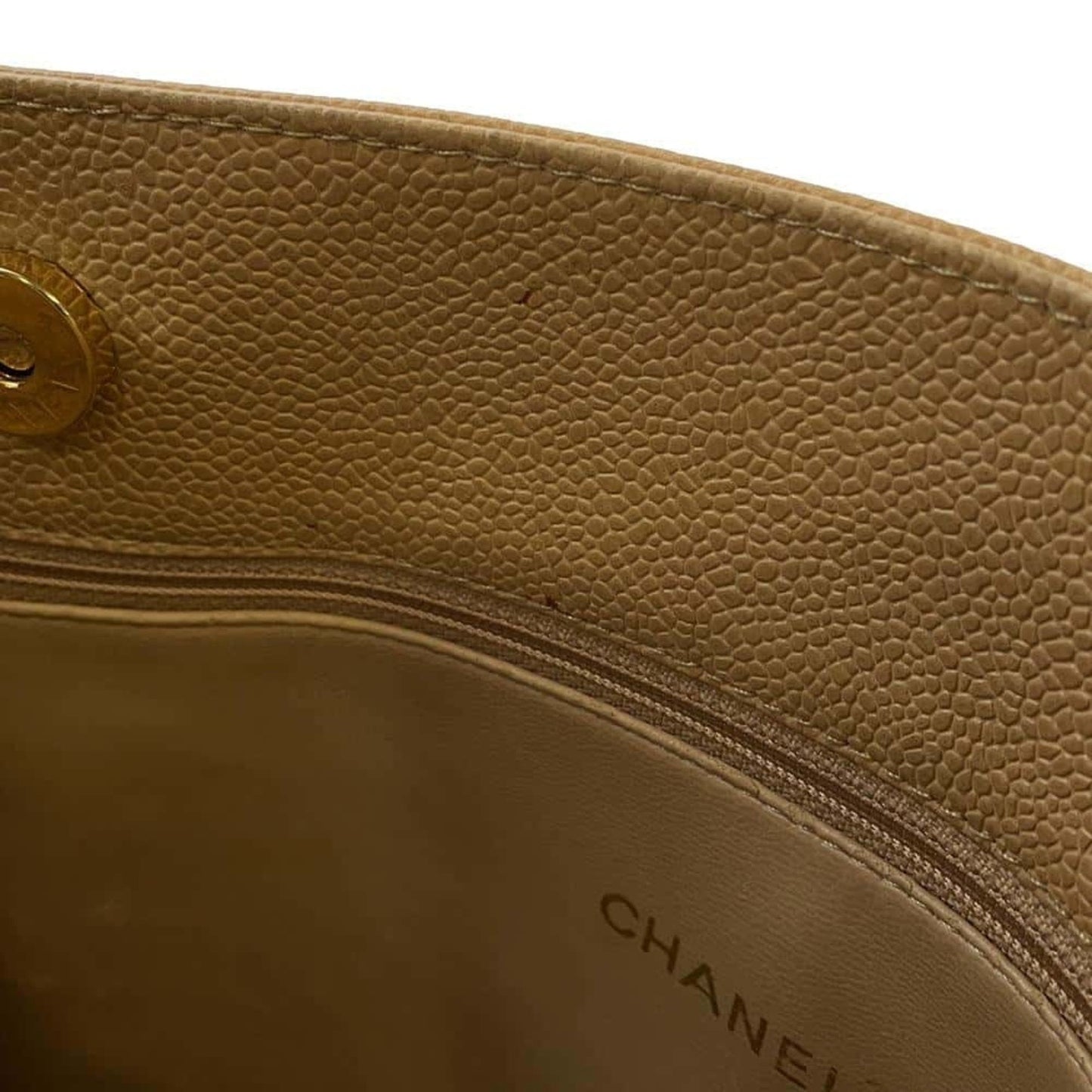 Chanel Sac Chain Tote en cuir caviar beige