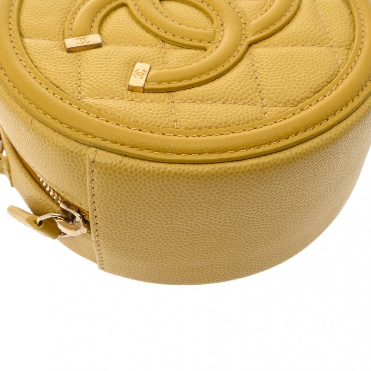 Chanel Sac Filigree en cuir caviar jaune