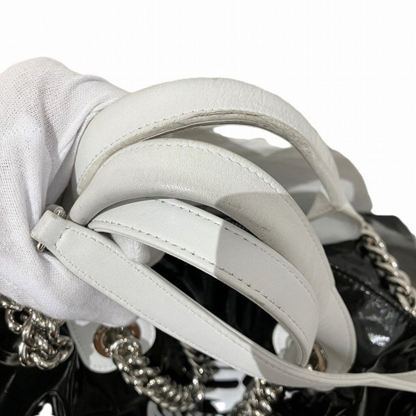 Chanel Sac La Pausa en vinyle noir