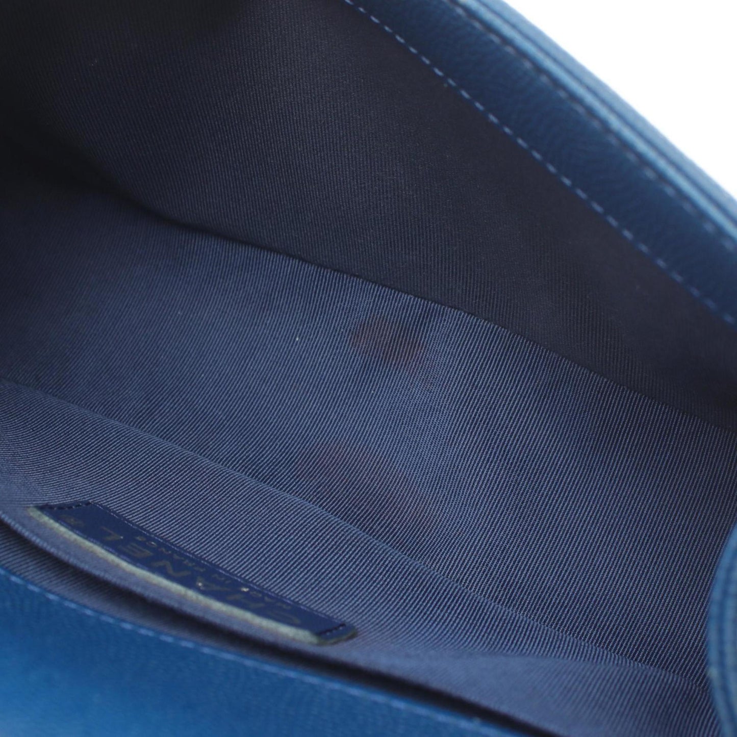 Chanel Sac Boy en cuir bleu