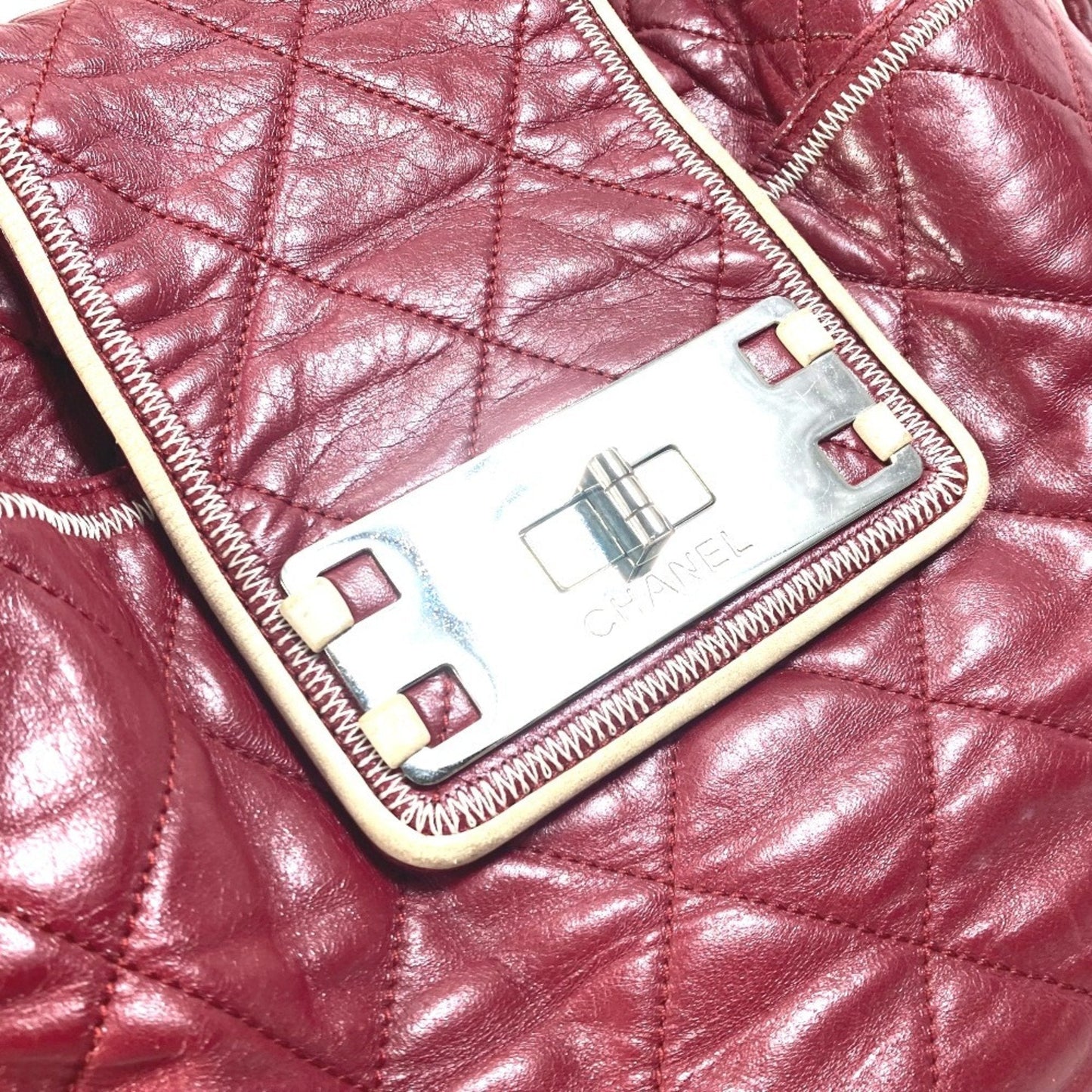 Chanel Sac Chain Tote en cuir rouge