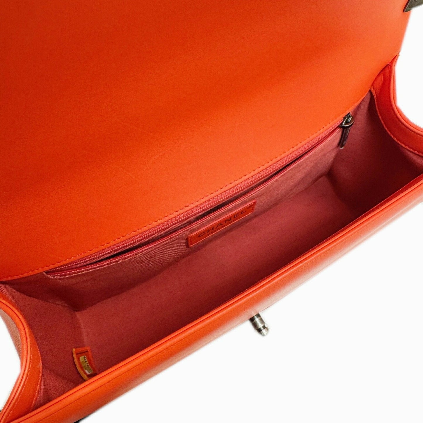 Chanel Sac Boy en cuir orange
