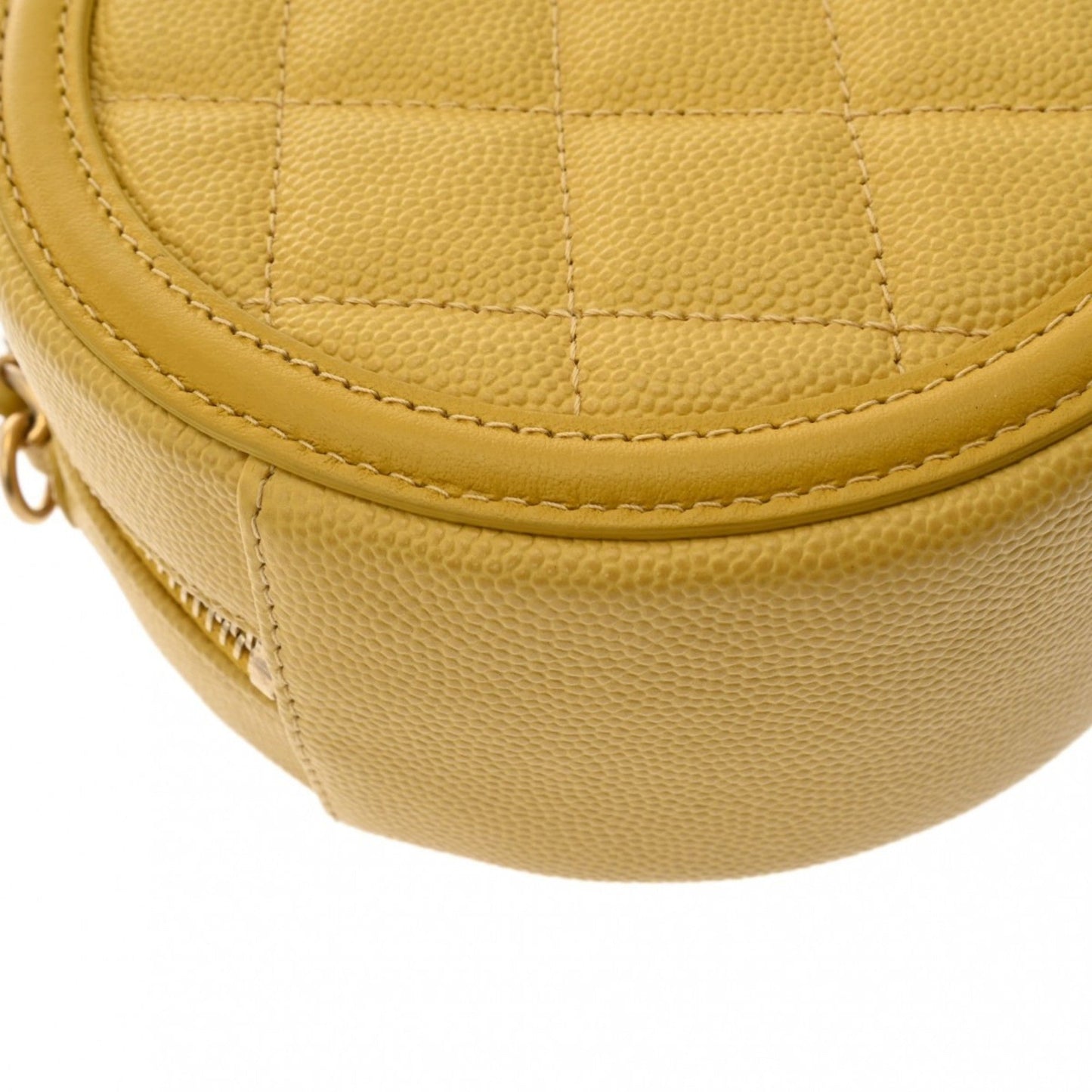 Chanel Sac Filigree en cuir caviar jaune
