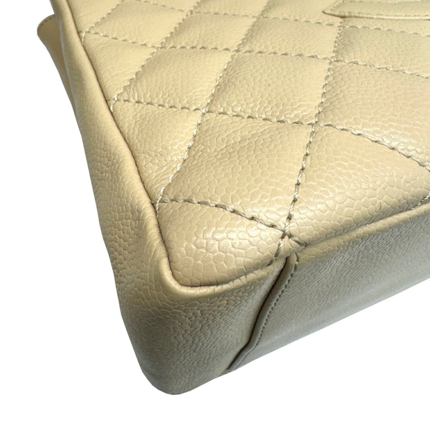 Chanel Sac GST en cuir caviar beige