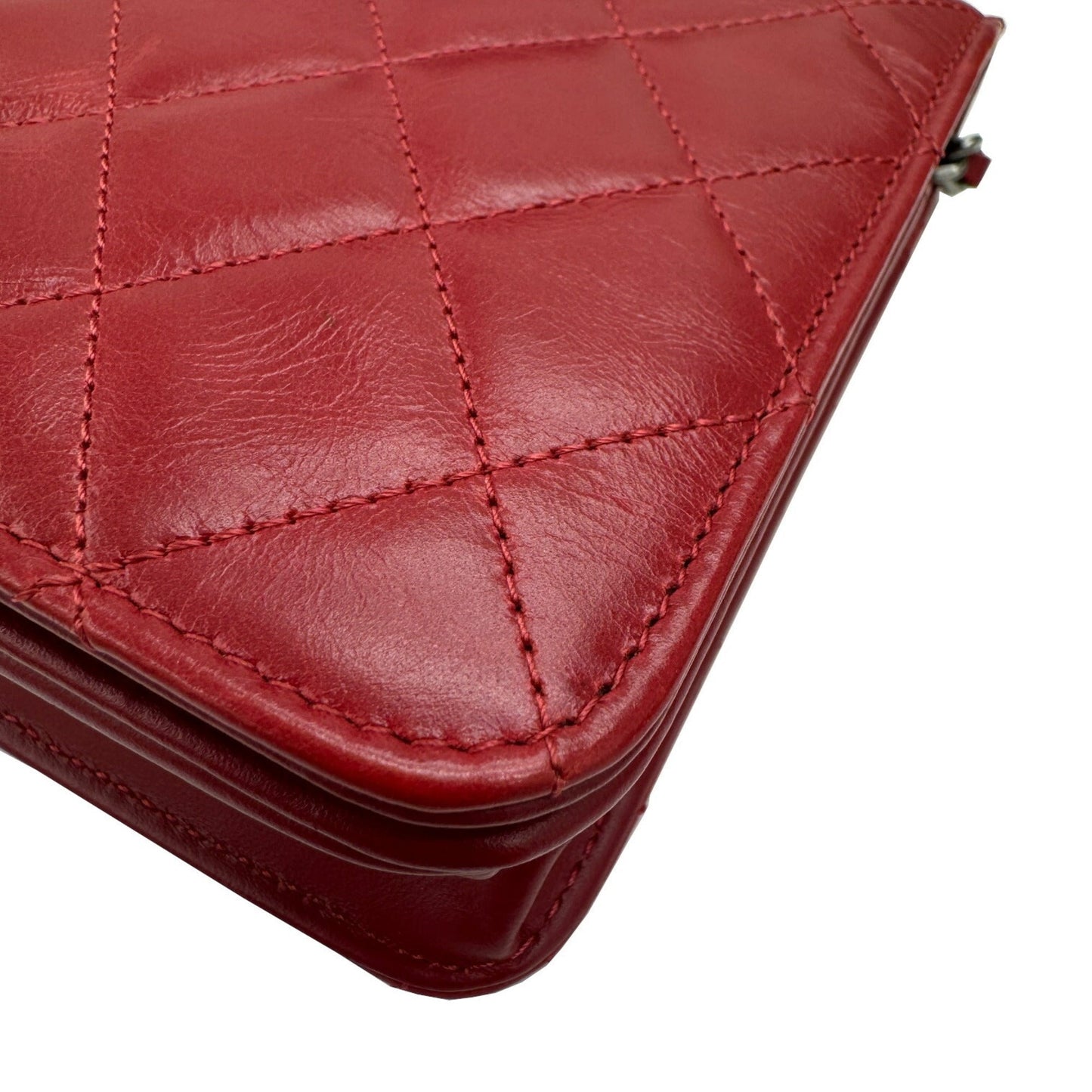 Chanel Sac Boy en cuir rouge