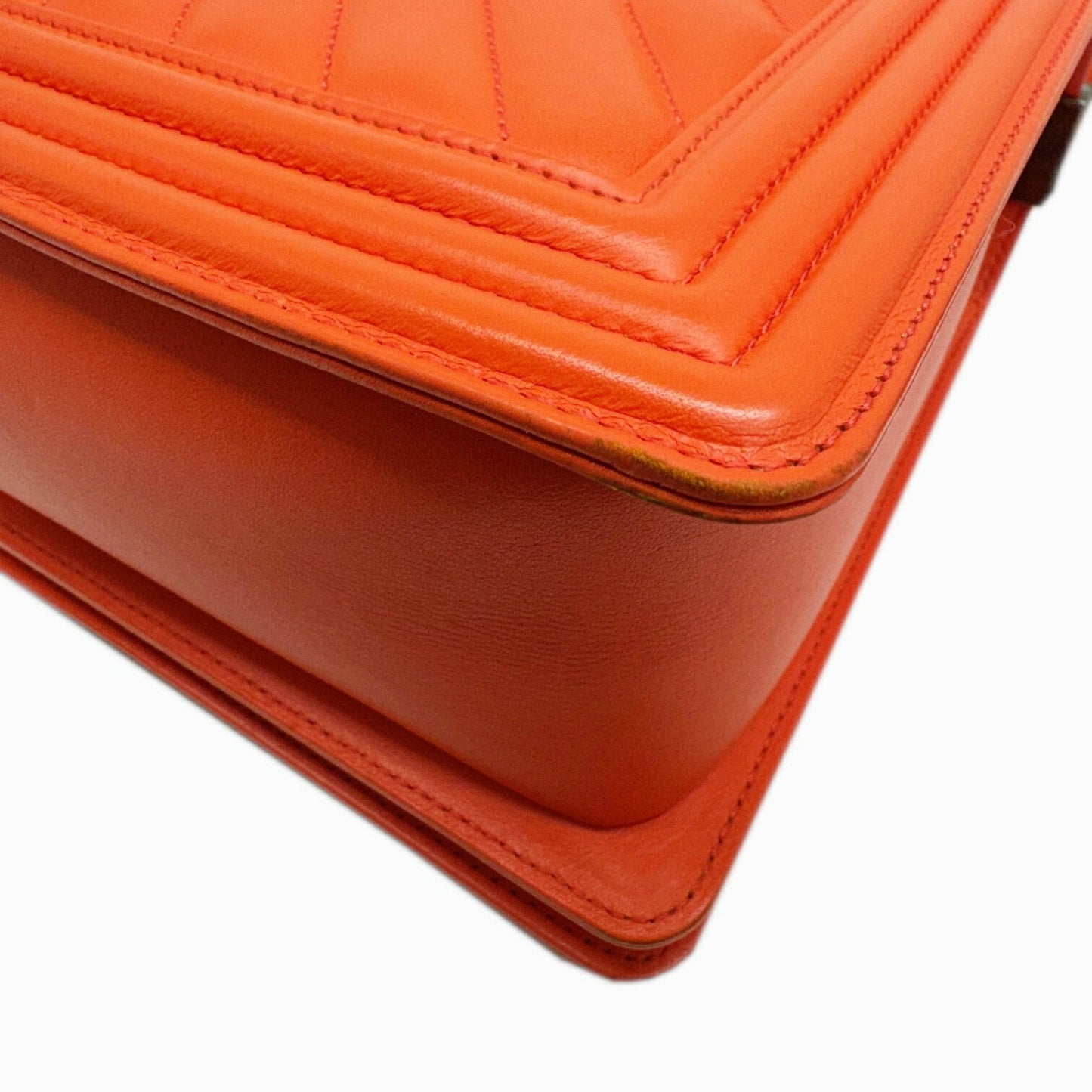 Chanel Sac Boy en cuir orange