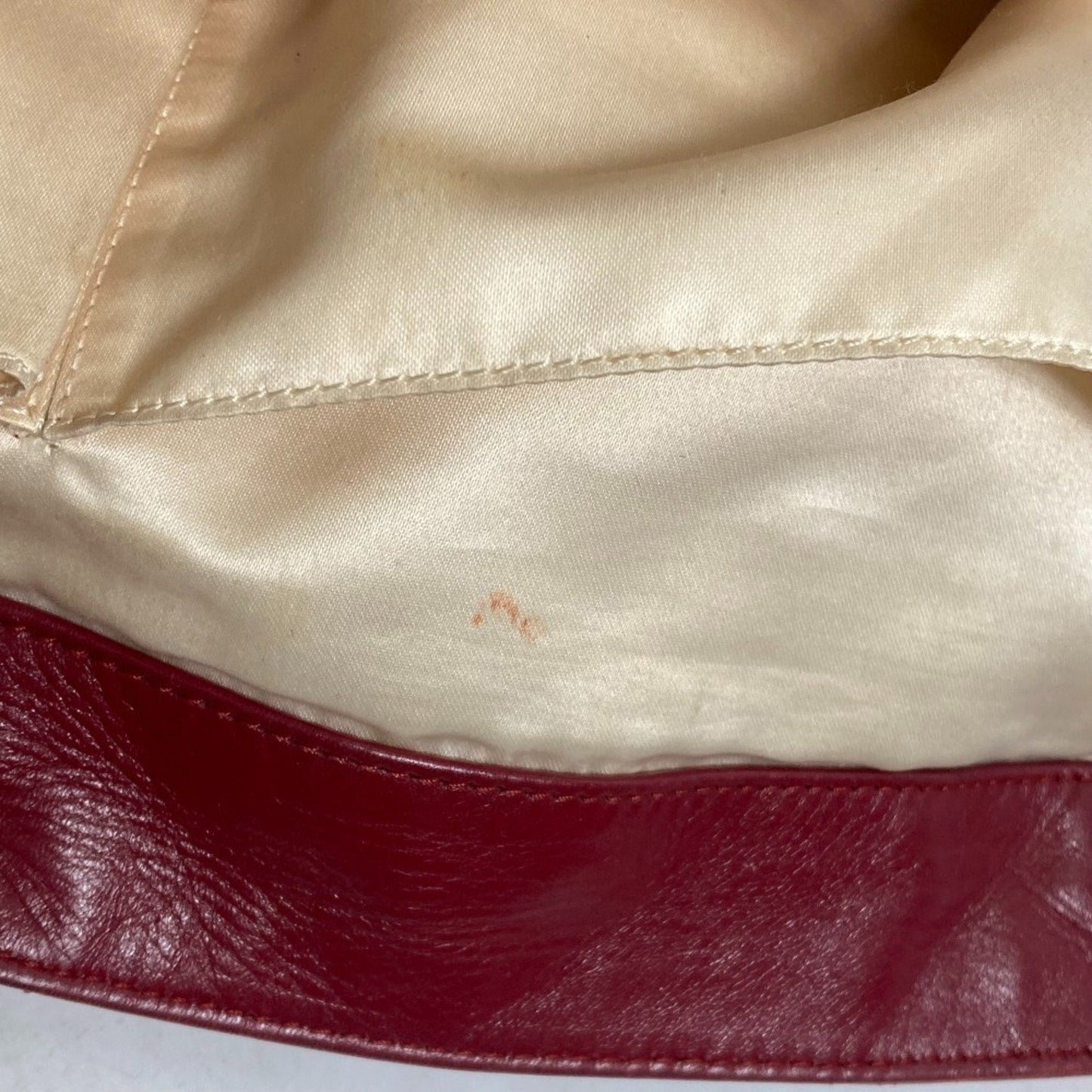Chanel Sac Chain Tote en cuir rouge