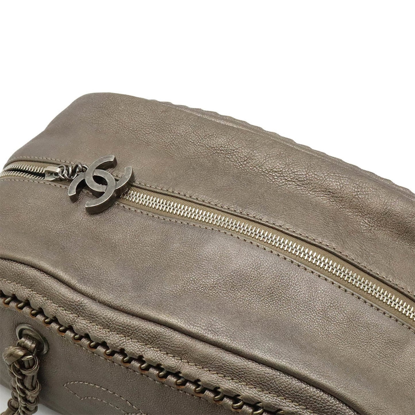 Chanel Sac Luxury Line en cuir dor