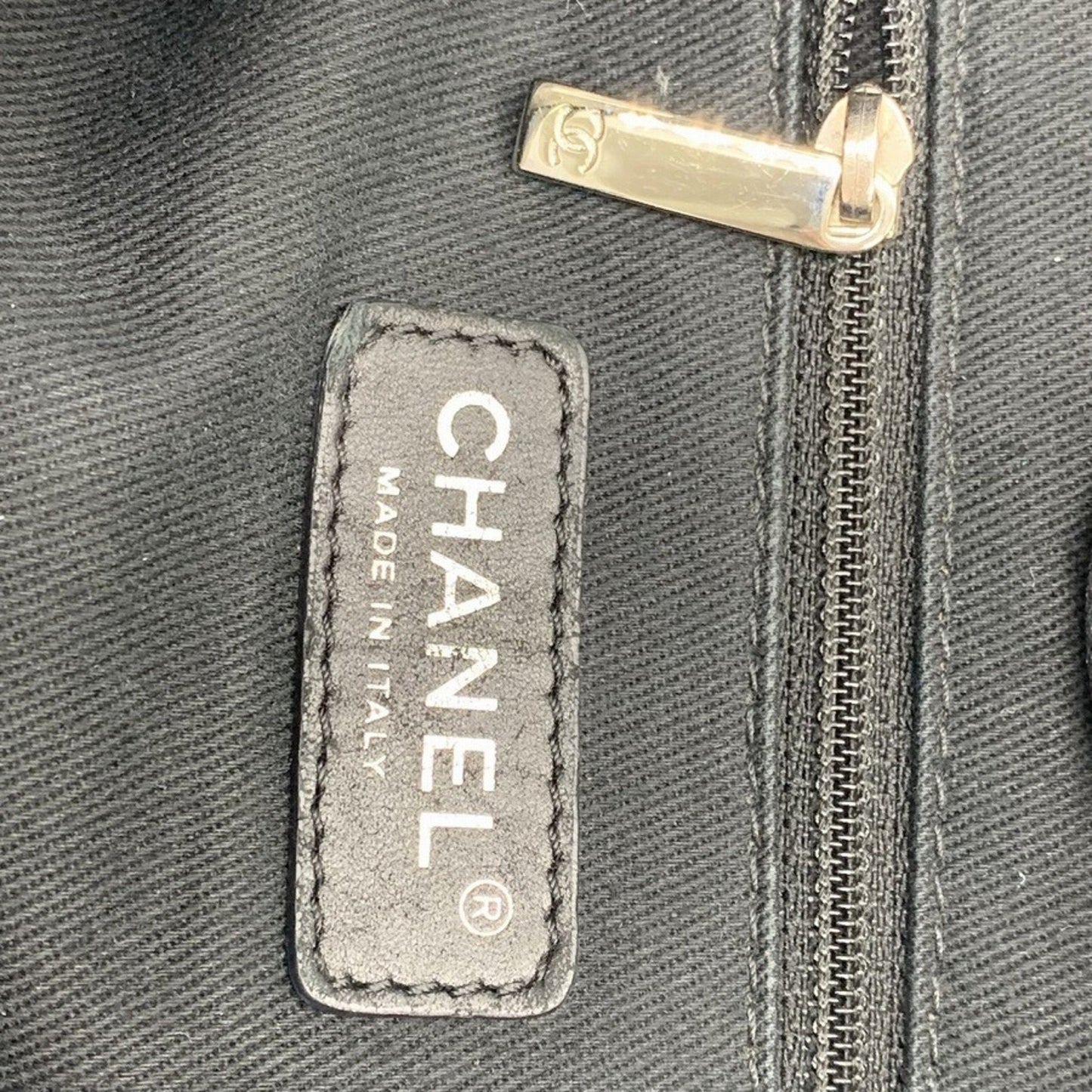 Chanel Sac Deauville en toile gris
