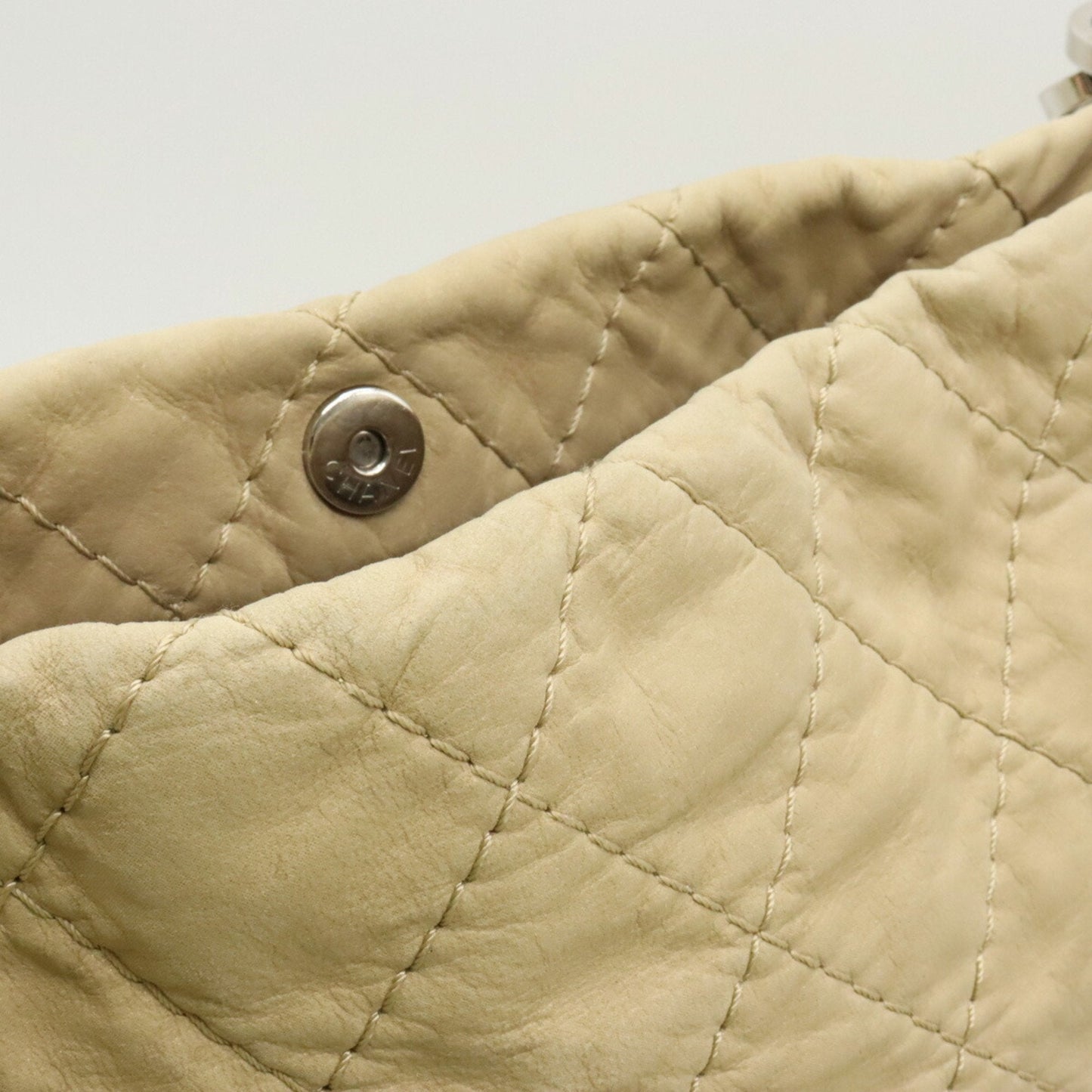 Chanel Sac Chain Tote en cuir beige
