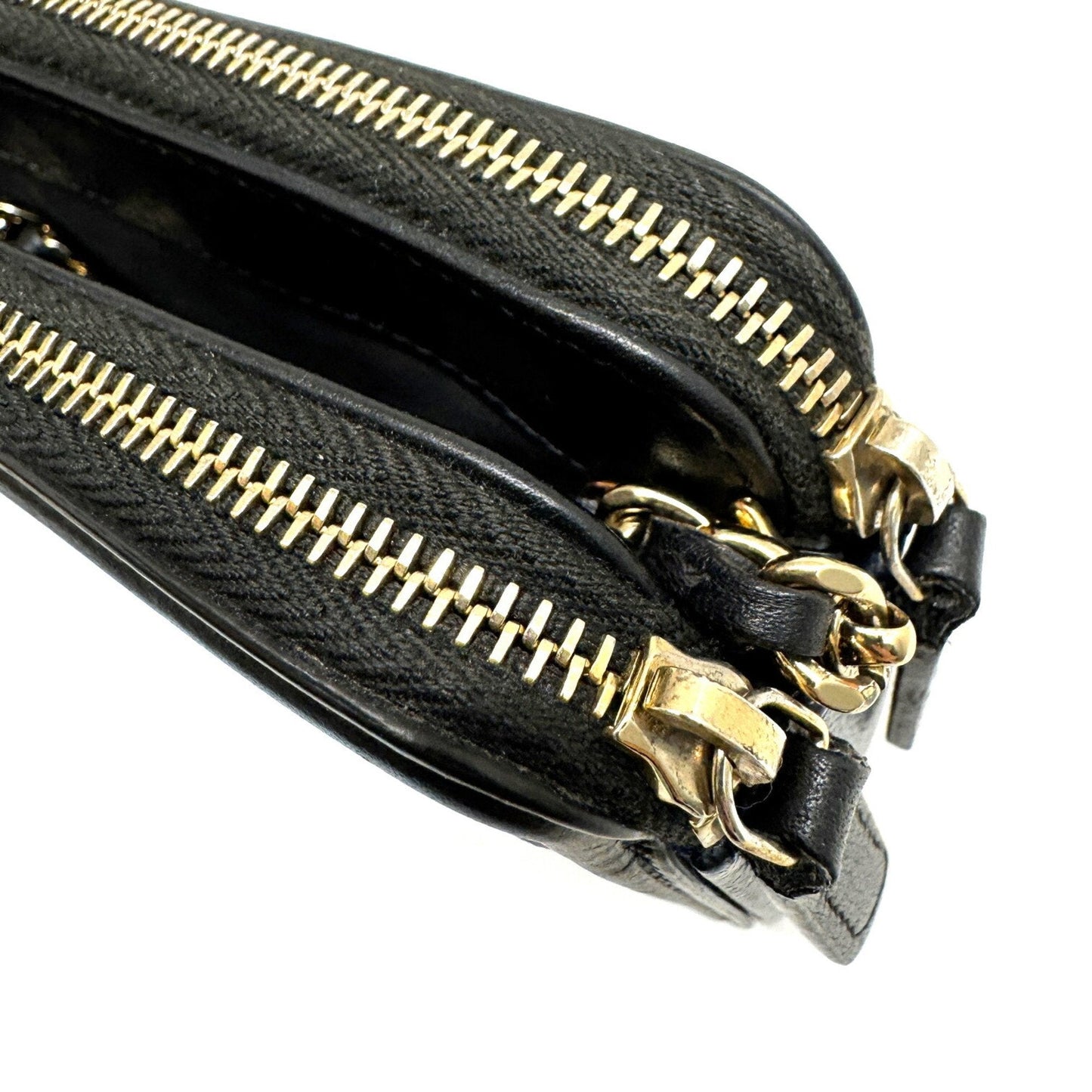 Chanel Sac Filigree en cuir caviar noir