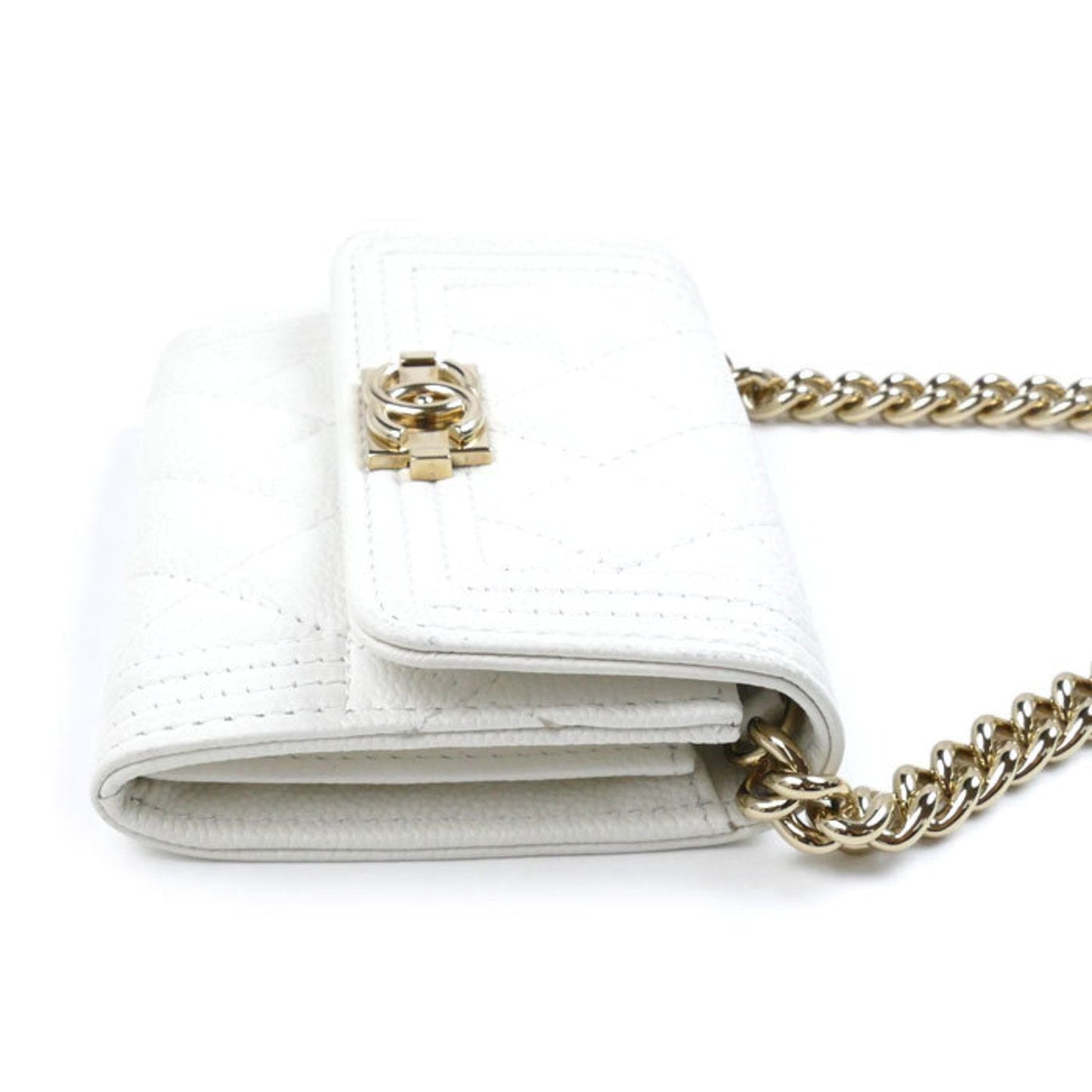 Chanel Sac Boy en cuir caviar blanc