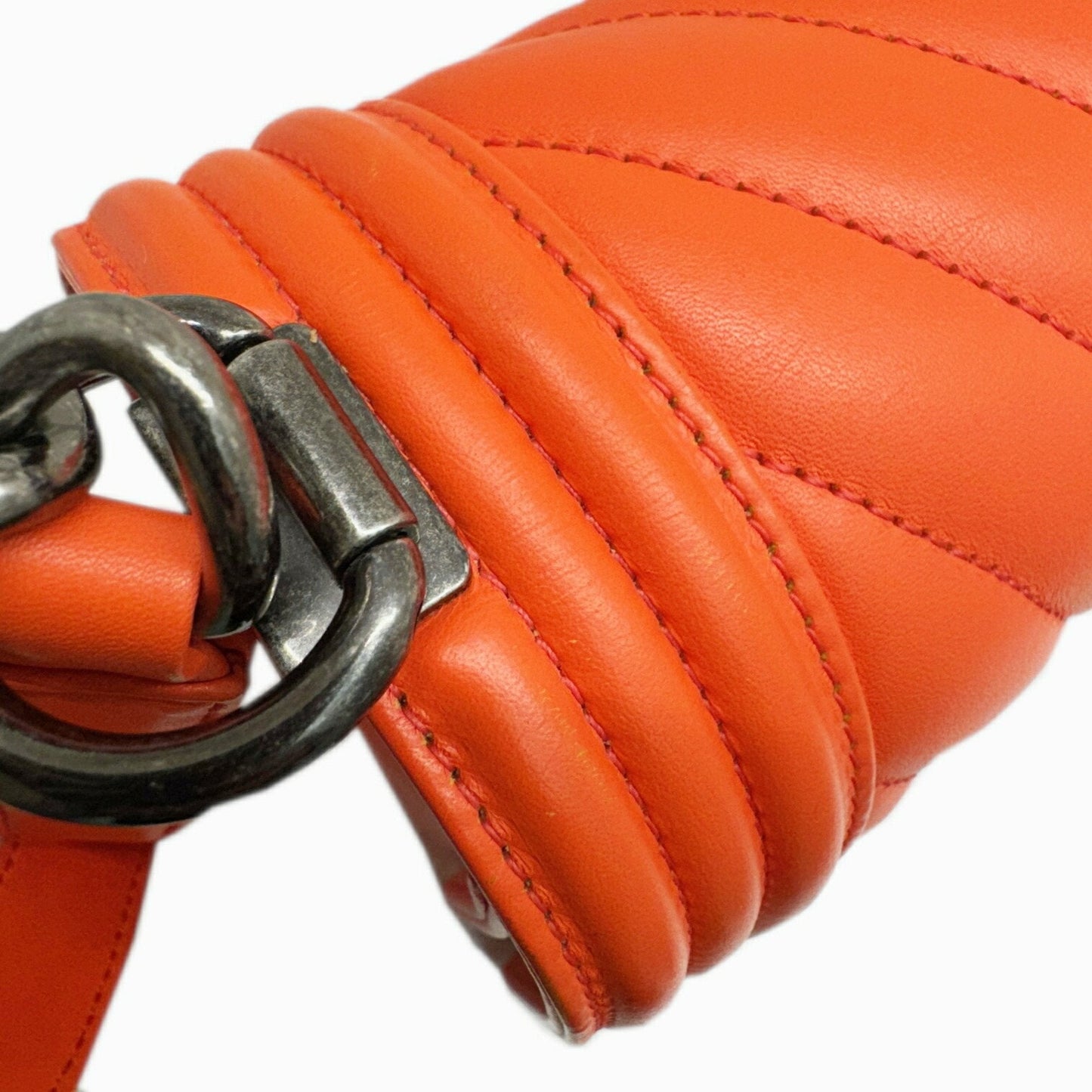 Chanel Sac Boy en cuir orange