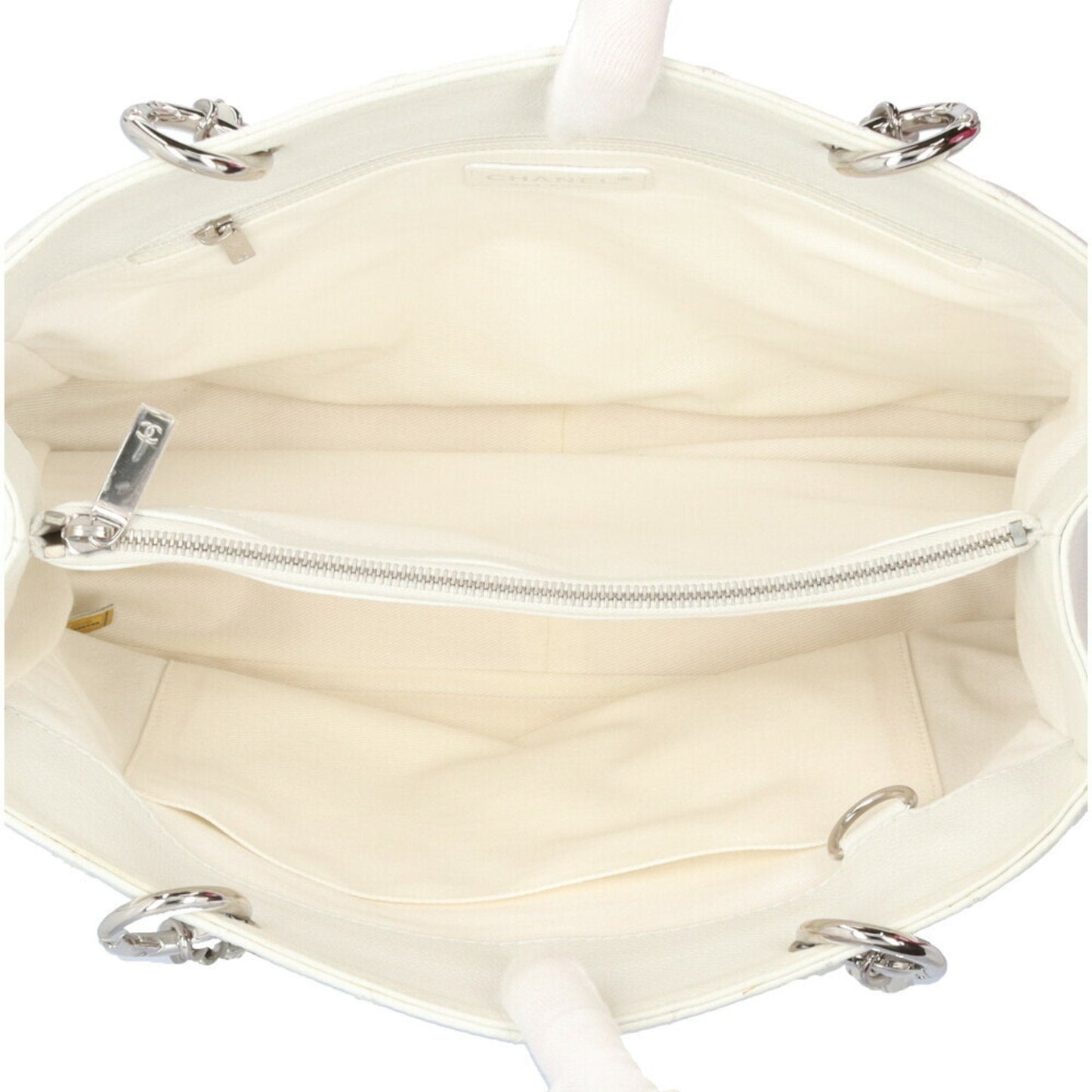 Chanel Sac GST en cuir caviar blanc