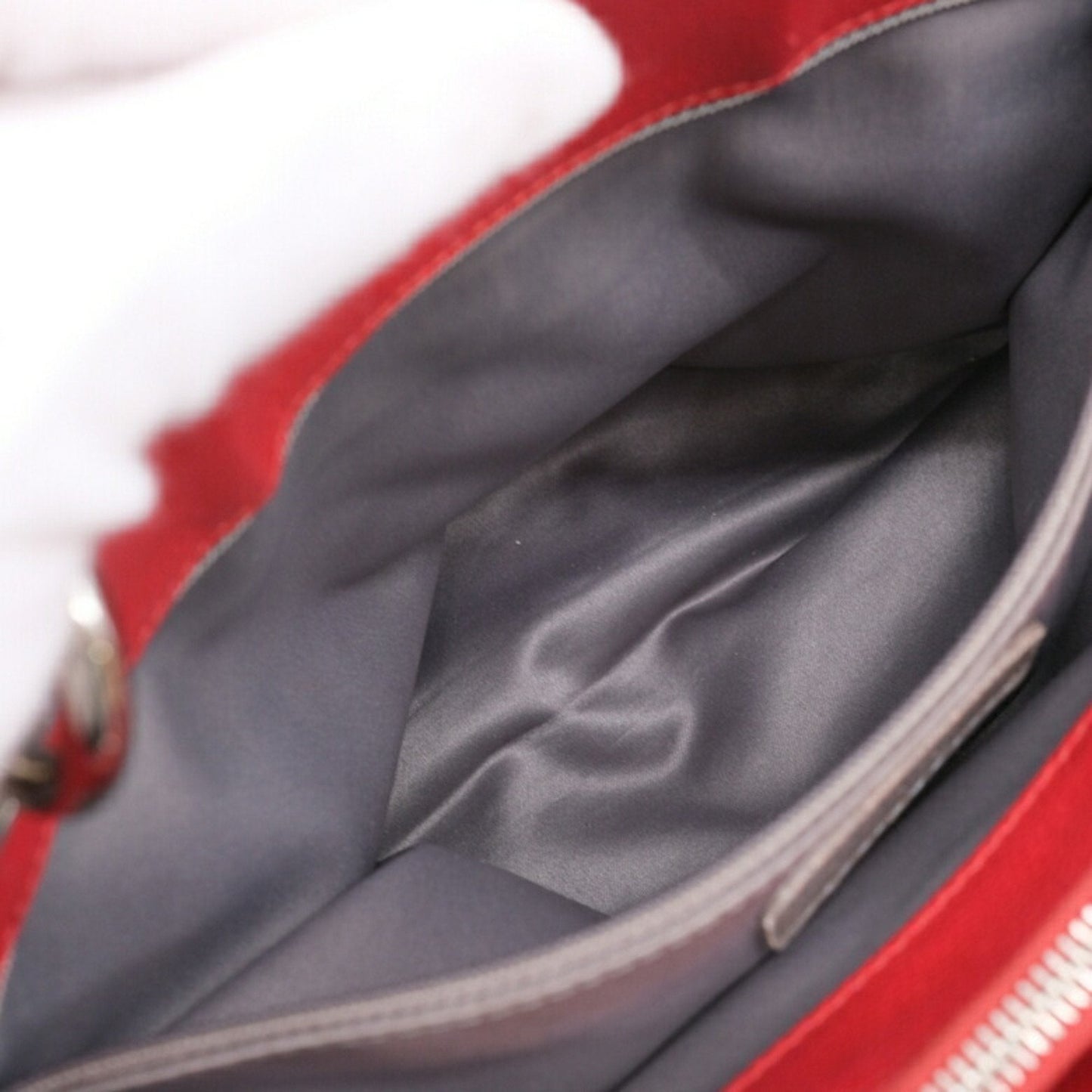 Chanel Sac GST en cuir caviar rouge