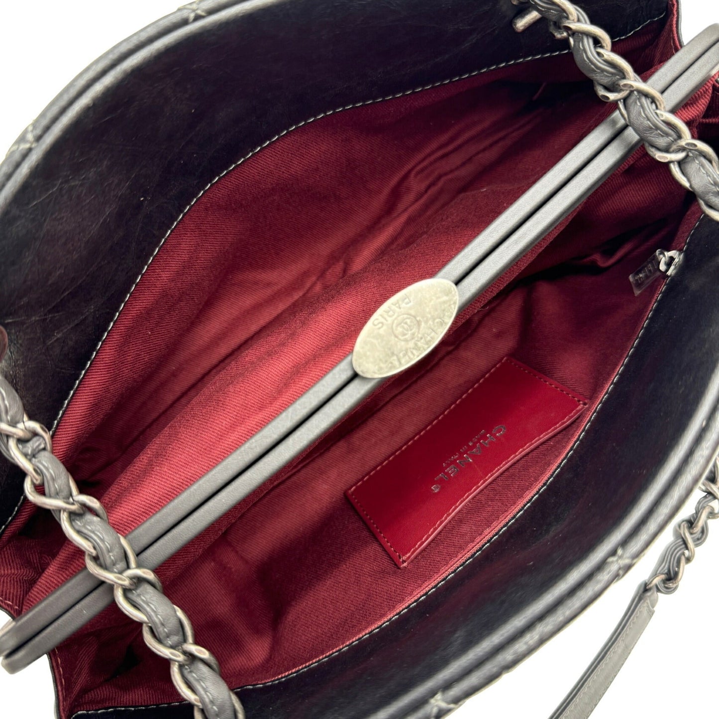 Chanel Sac Mademoiselle en cuir gris