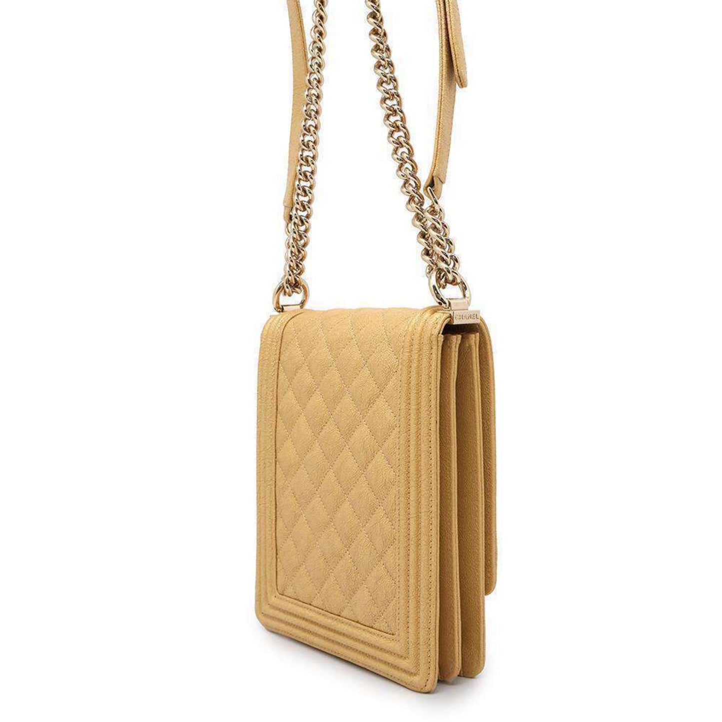 Chanel Sac Boy en cuir caviar jaune