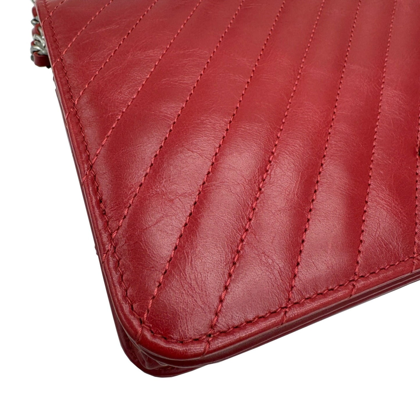 Chanel Sac Boy en cuir rouge