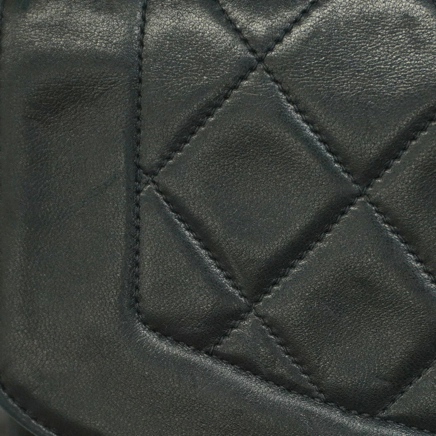 Chanel Sac Diana en cuir noir