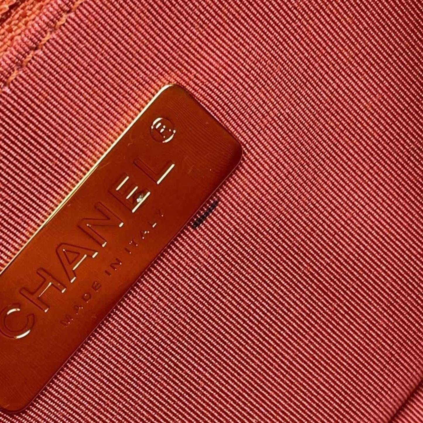 Chanel Sac Camera en cuir rose