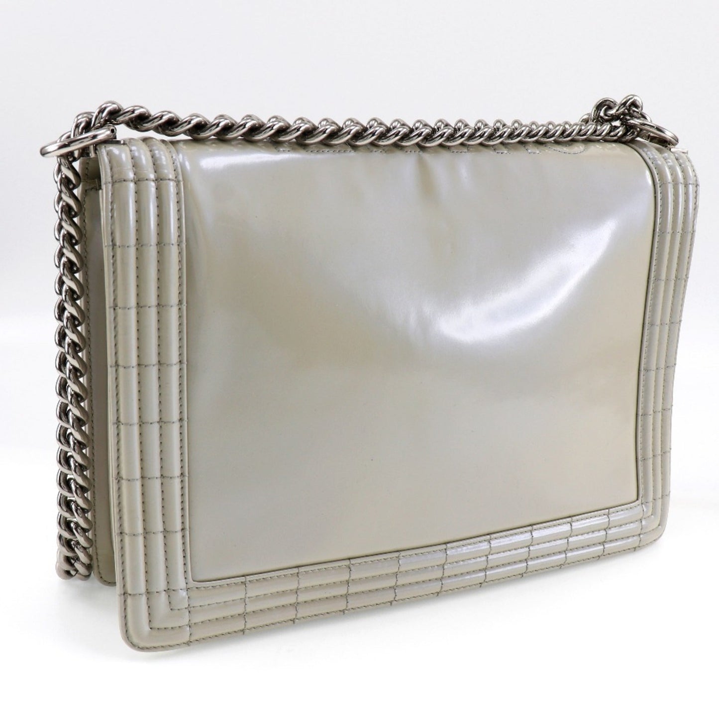 Chanel Sac Boy en cuir blanc